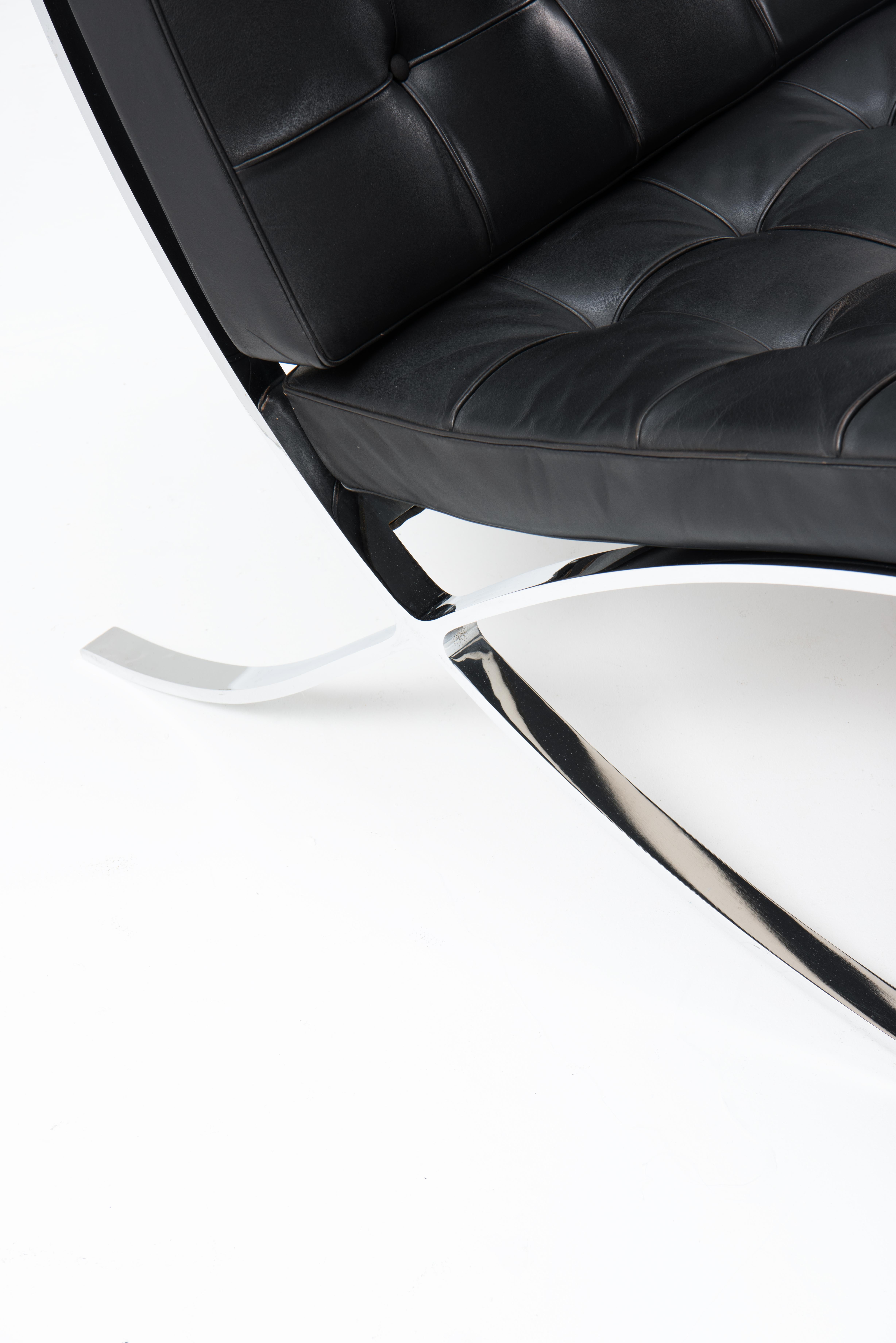 Barcelona Chair & Ottoman - Mies Van der Rohe For Sale 5