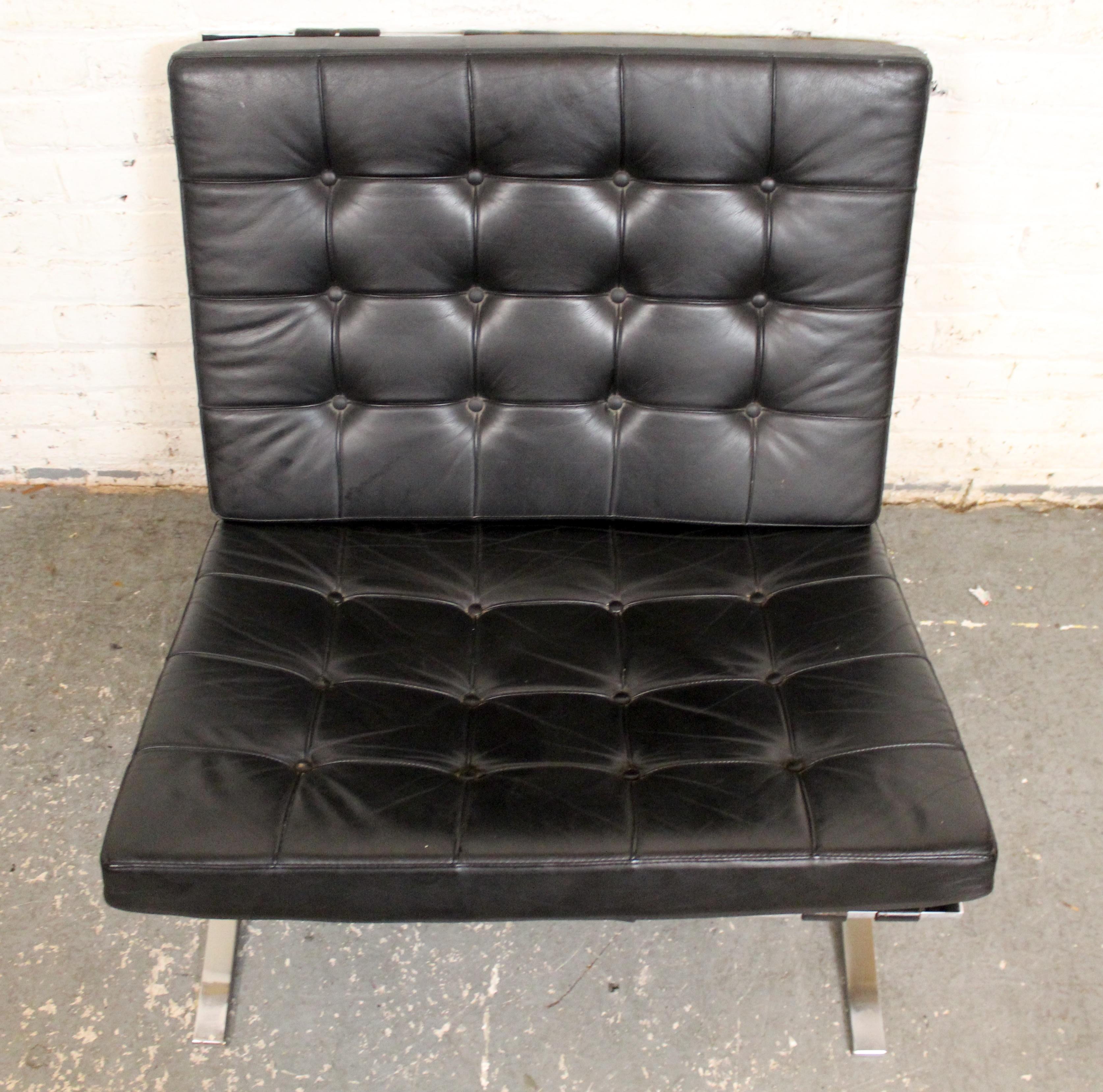 Barcelona Stuhl mit Ottomane im Angebot 1