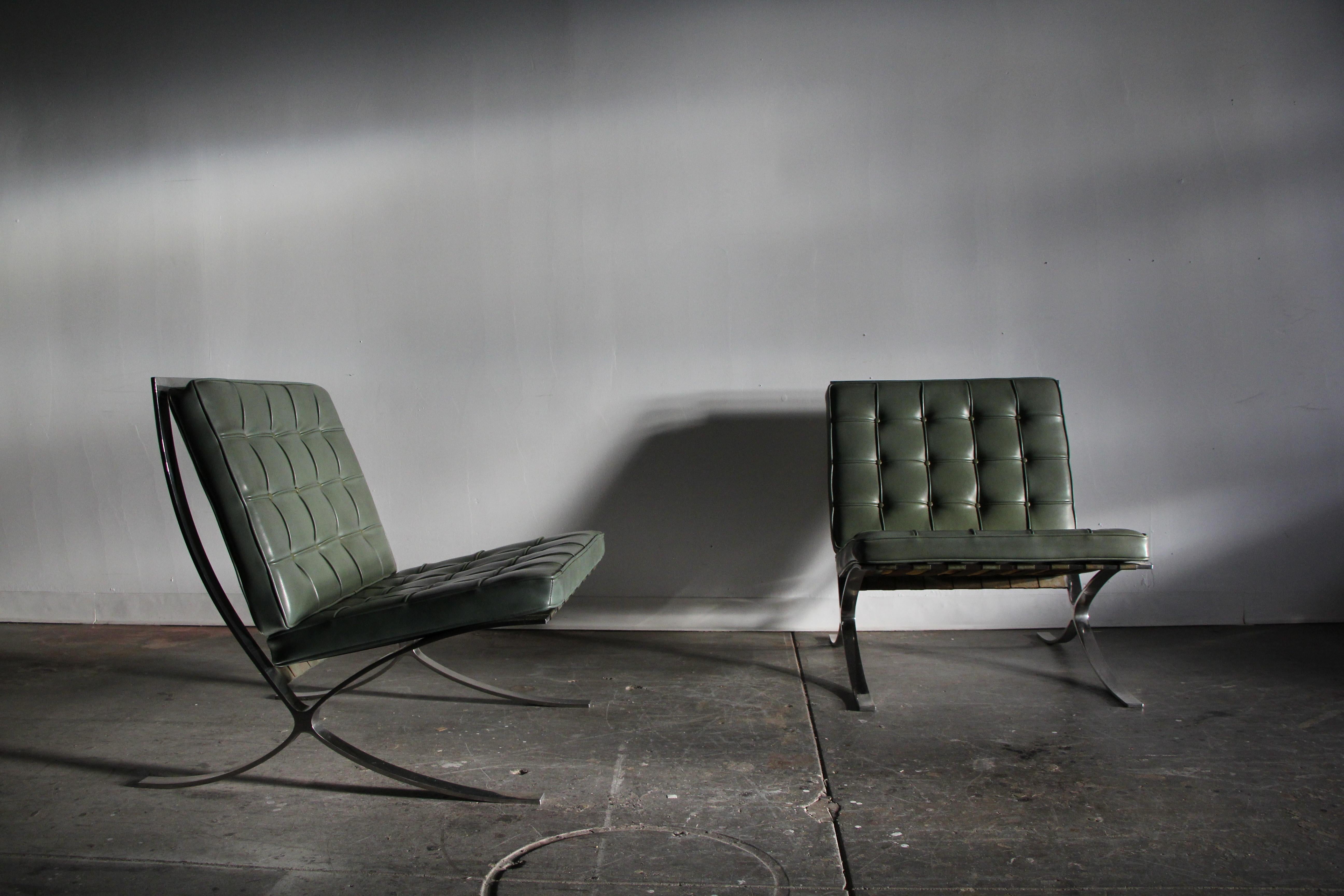 Barcelona Chairs from Richard Neutra's Lovell Health House, 1940s For Sale 4