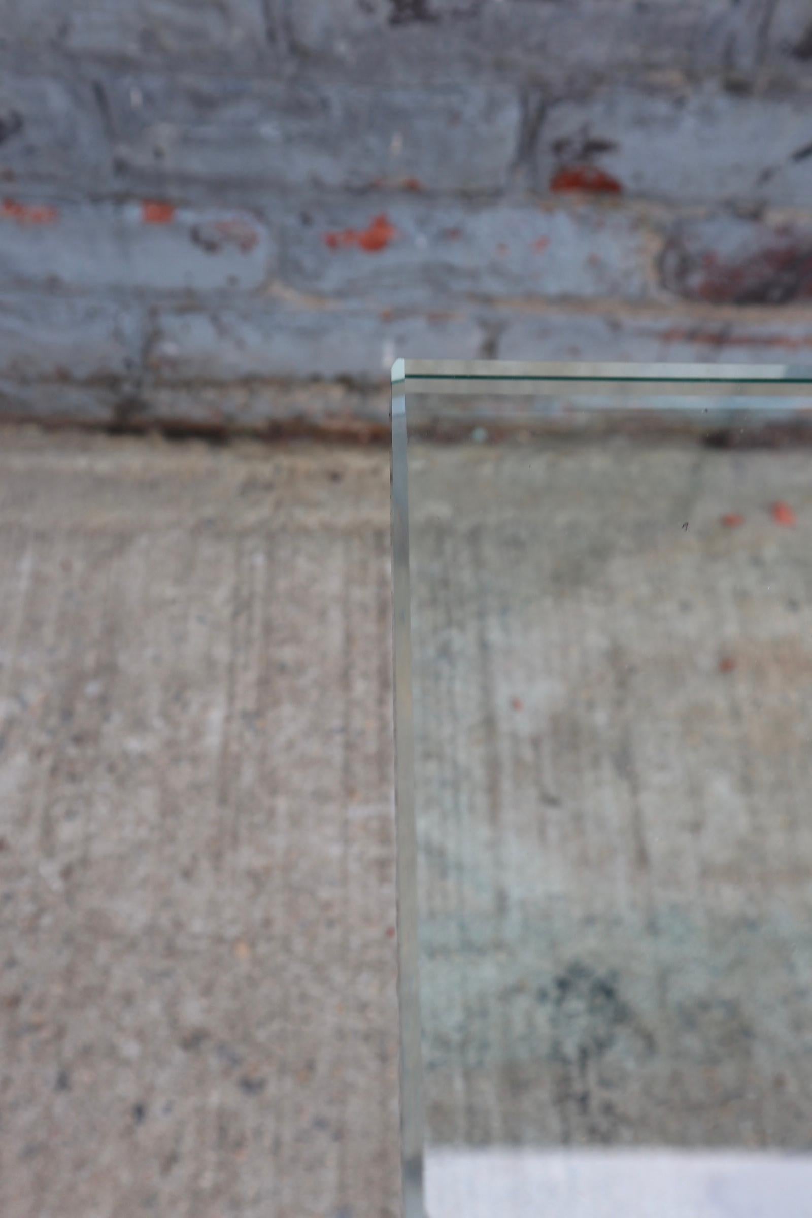 Barcelona Coffee Table in Style of Mies van der Rohe In Good Condition In Brooklyn, NY
