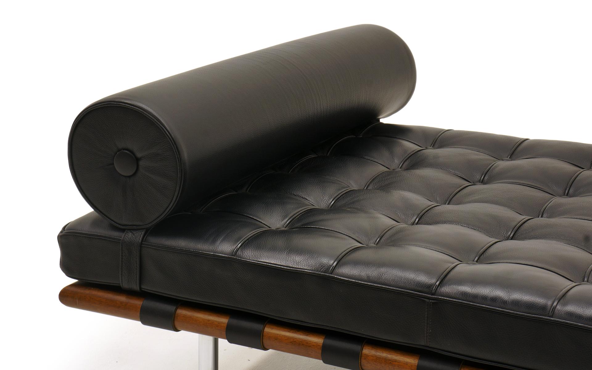 Mid-Century Modern Barcelona Day Bed by Mies van der Rohe for Knoll, Black Leather