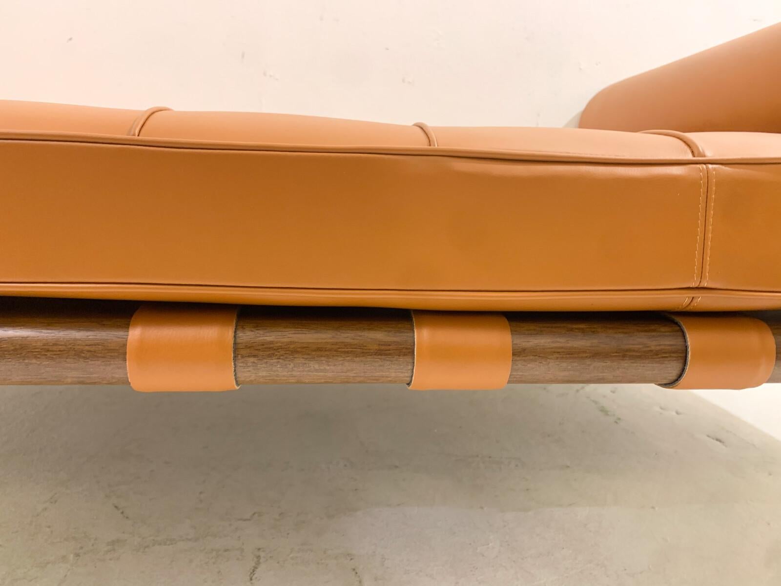 Barcelona Daybed by Ludwig Mies van der Rohe for Knoll, Cognac Leather 2