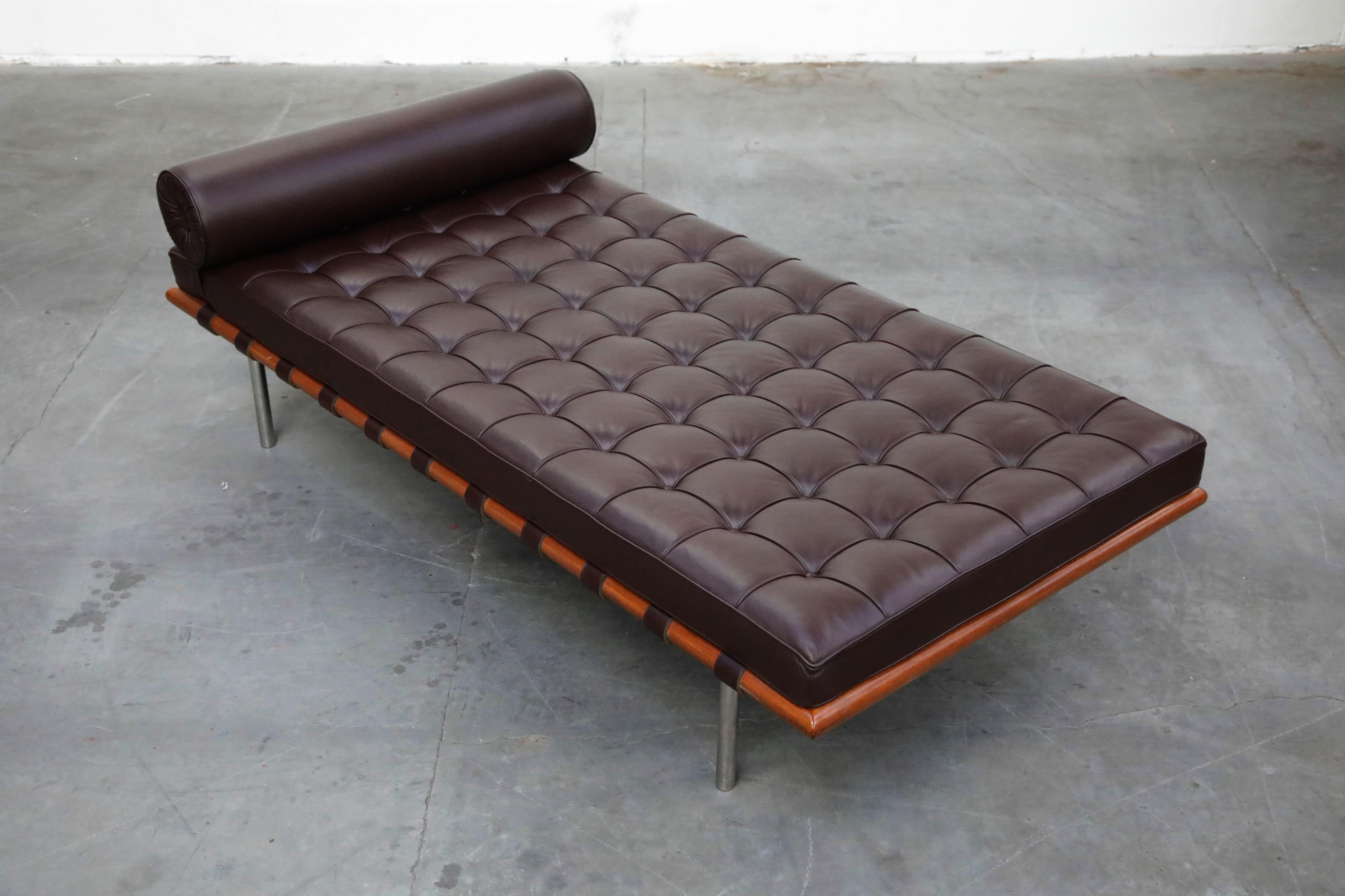American Barcelona Daybed by Mies Van Der Rohe for Knoll in Dark Brown Leather, Signed