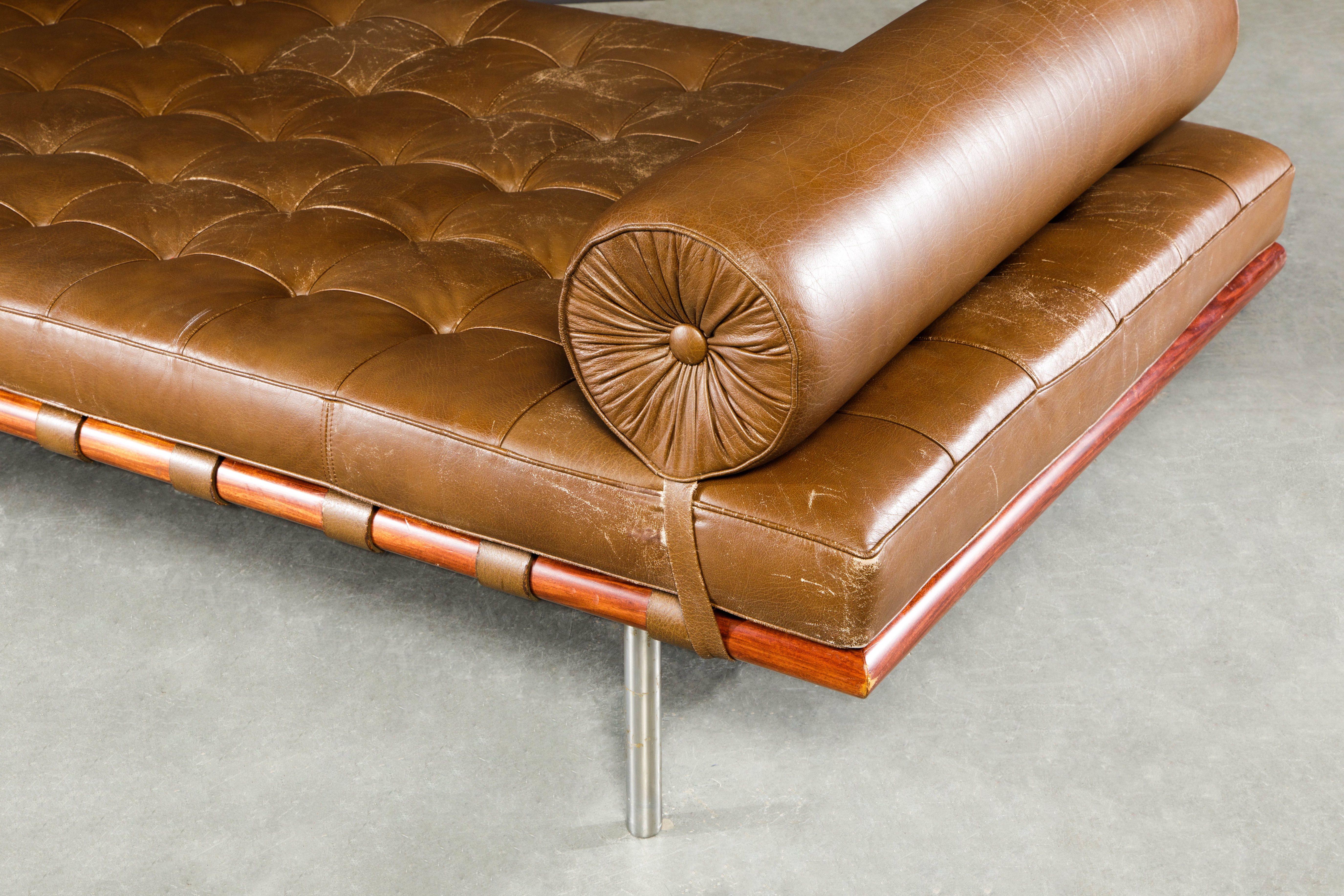 Mid-Century Modern Barcelona Daybed by Mies Van Der Rohe for Knoll International, 1960s, Signed For Sale