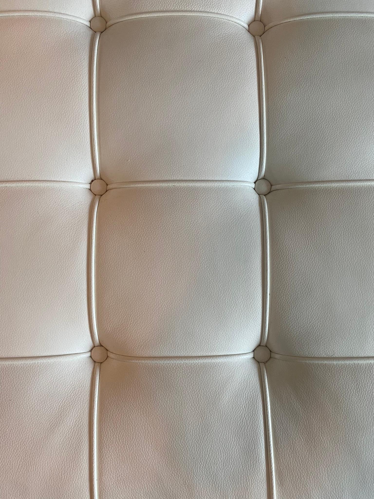 Barcelona Daybed by Mies Van Der Rohe for Knoll, Signed In Good Condition In North Vancouver, BC