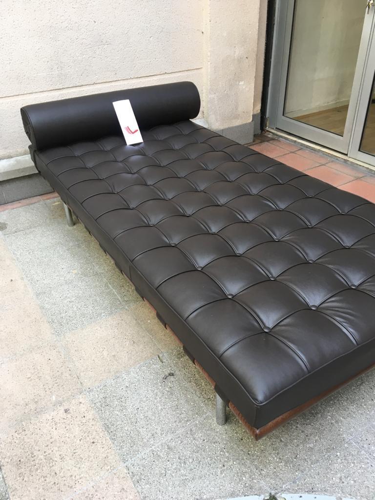Barcelona Daybed by Mies van der Rohe 5