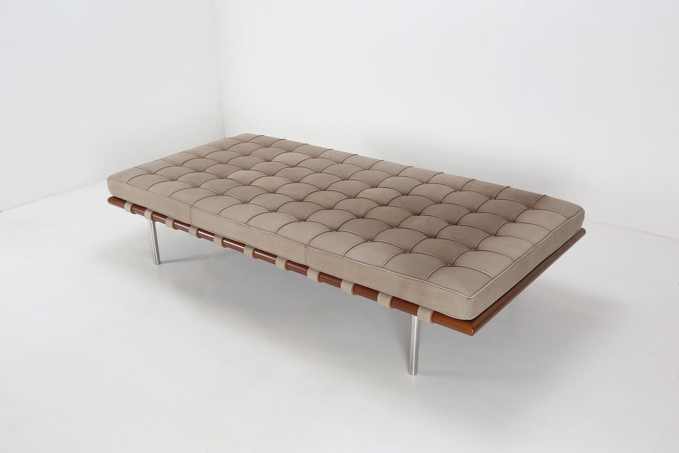 Leather Barcelona Daybed by Mies van der Rohe