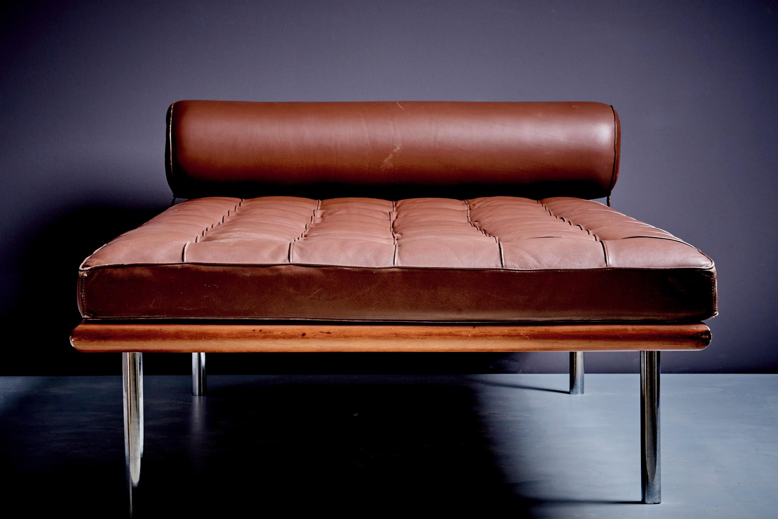 Barcelona Daybed für Knoll International (Stahl) im Angebot