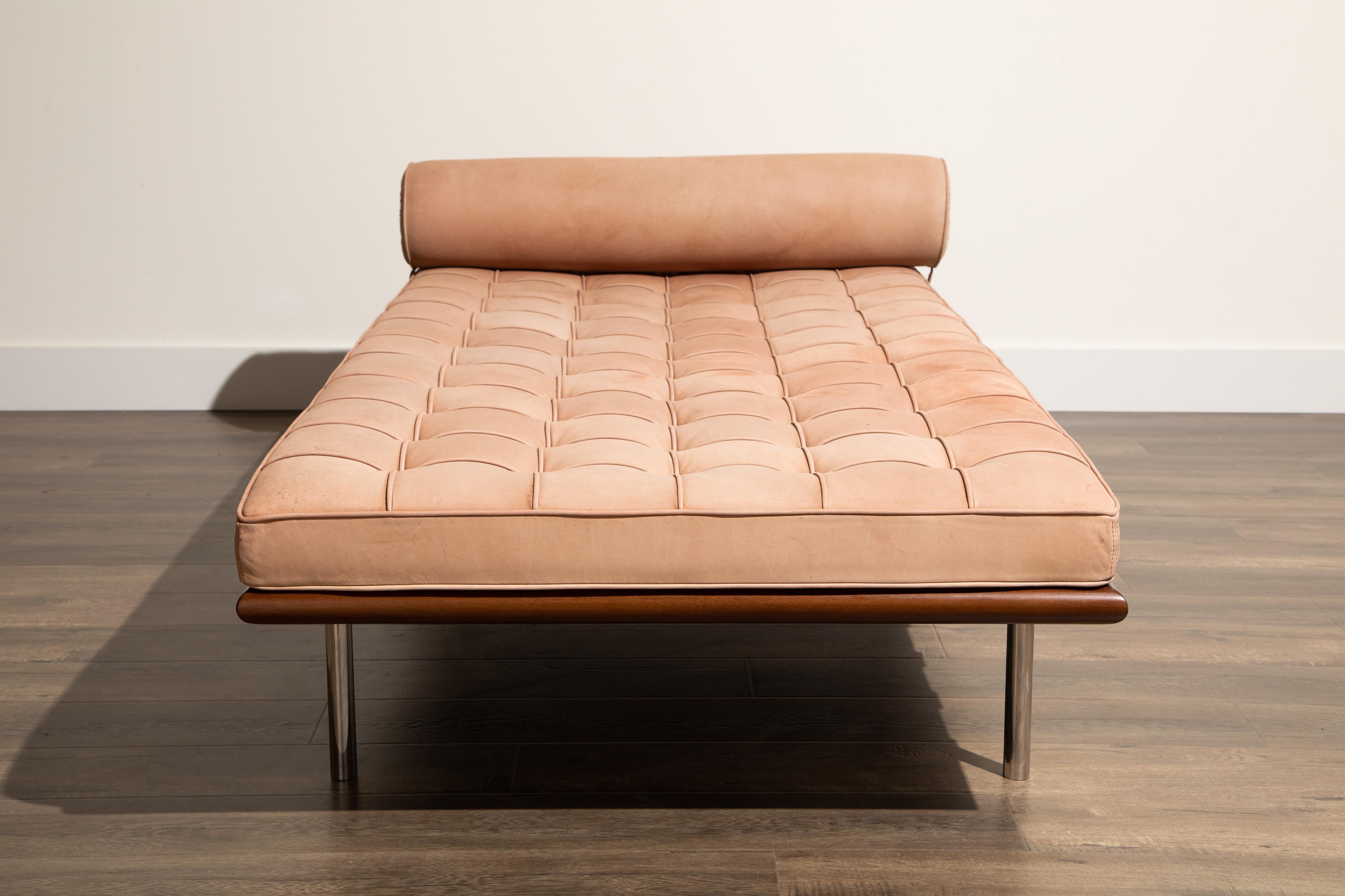 Mid-Century Modern Barcelona Daybed in Nude Suede by Ludwig Mies van der Rohe for Knoll, Signed 