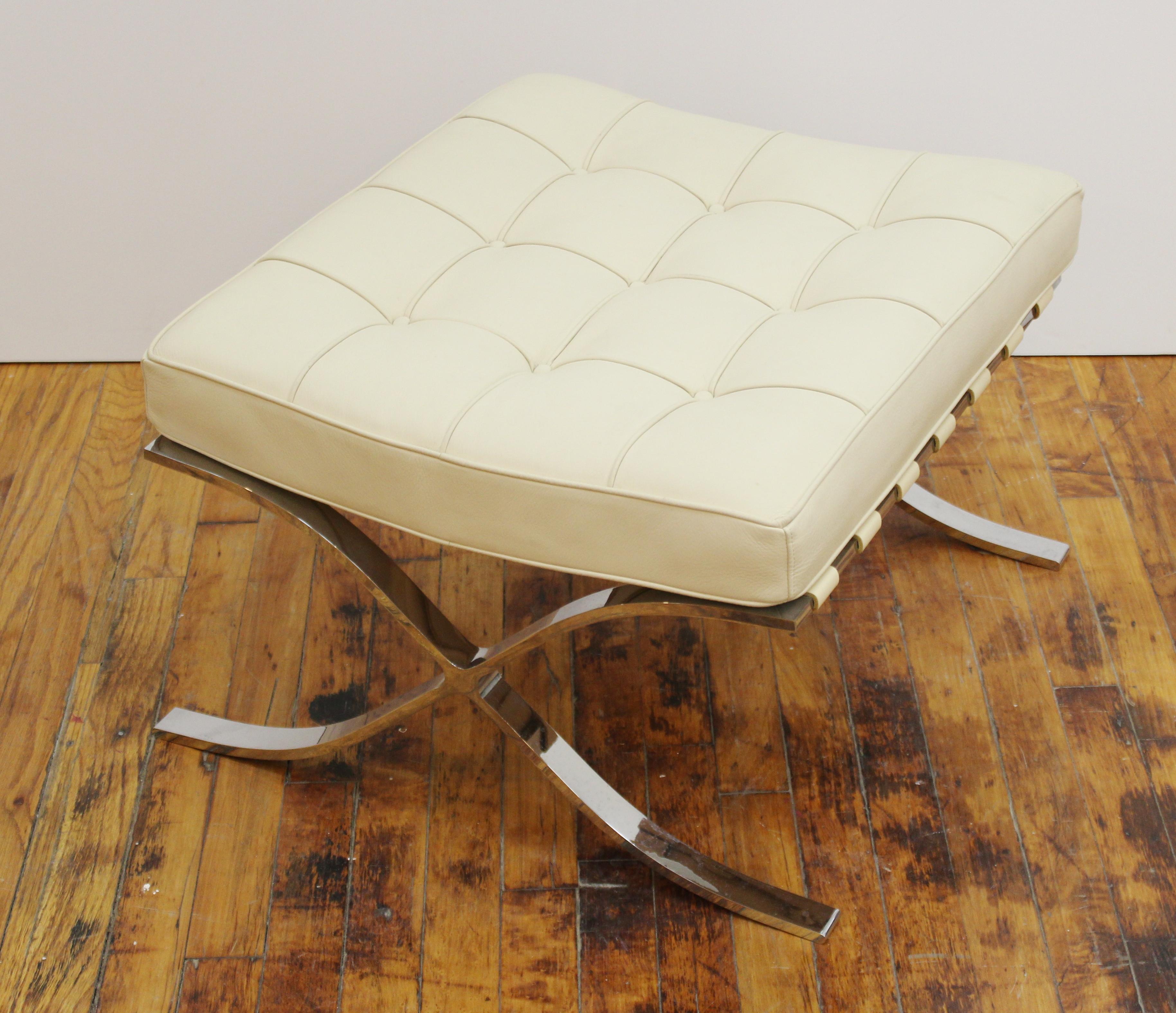20th Century Barcelona Lounge Chair and Ottoman Set in Cream Leather