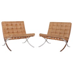 Barcelona Lounge Chairs von Ludwig Mies van der Rohe in original cognacfarbenem Leder