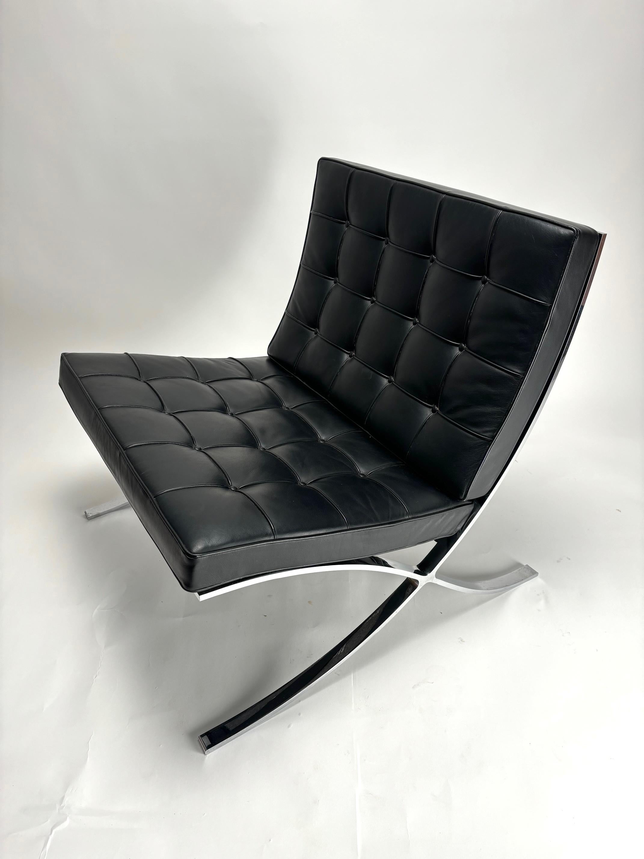 Bauhaus Sedie da salotto Barcelona di Mies van der Rohe per Knoll International (Firmato) in vendita