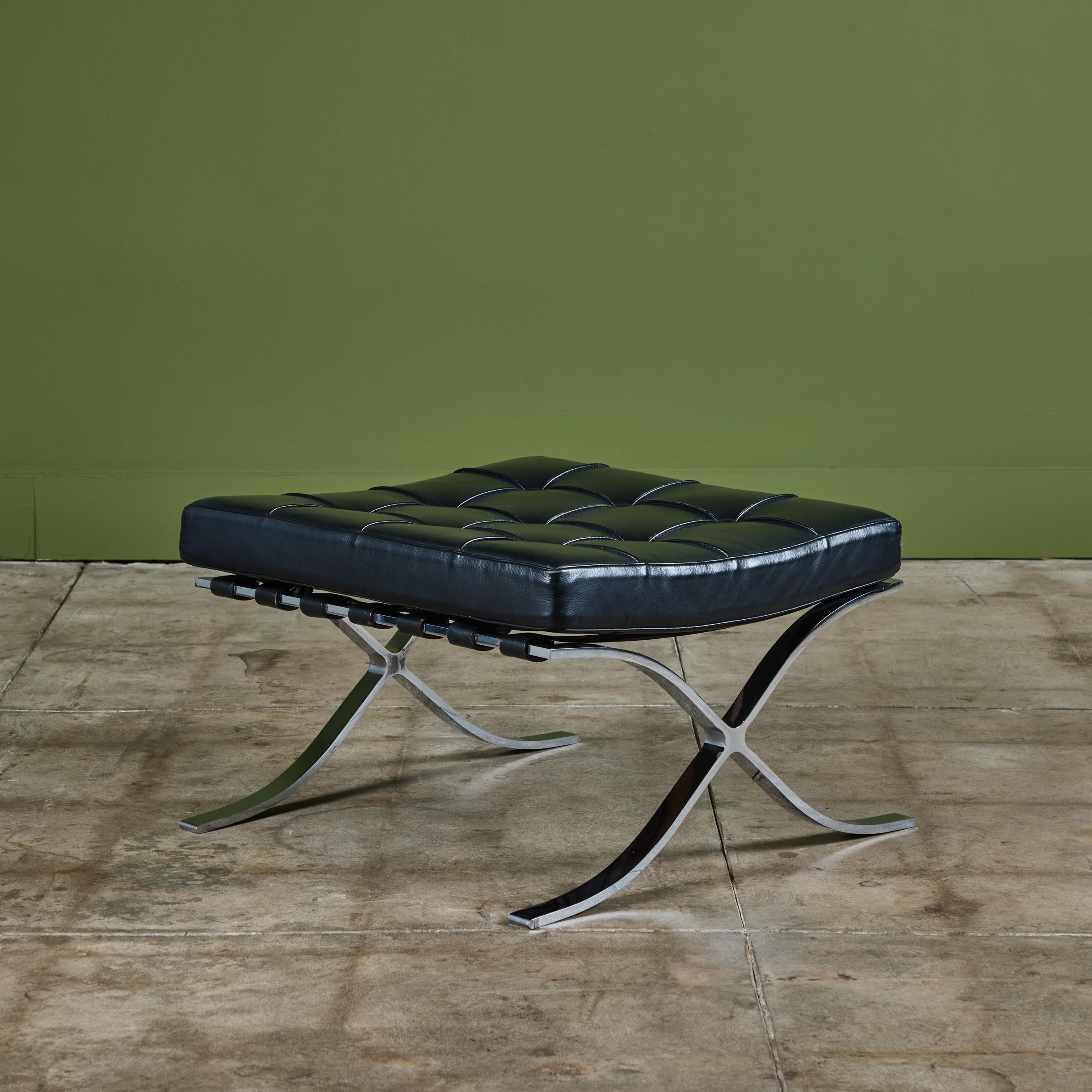 Otomana Barcelona de Mies van der Rohe para Alivar en venta 4