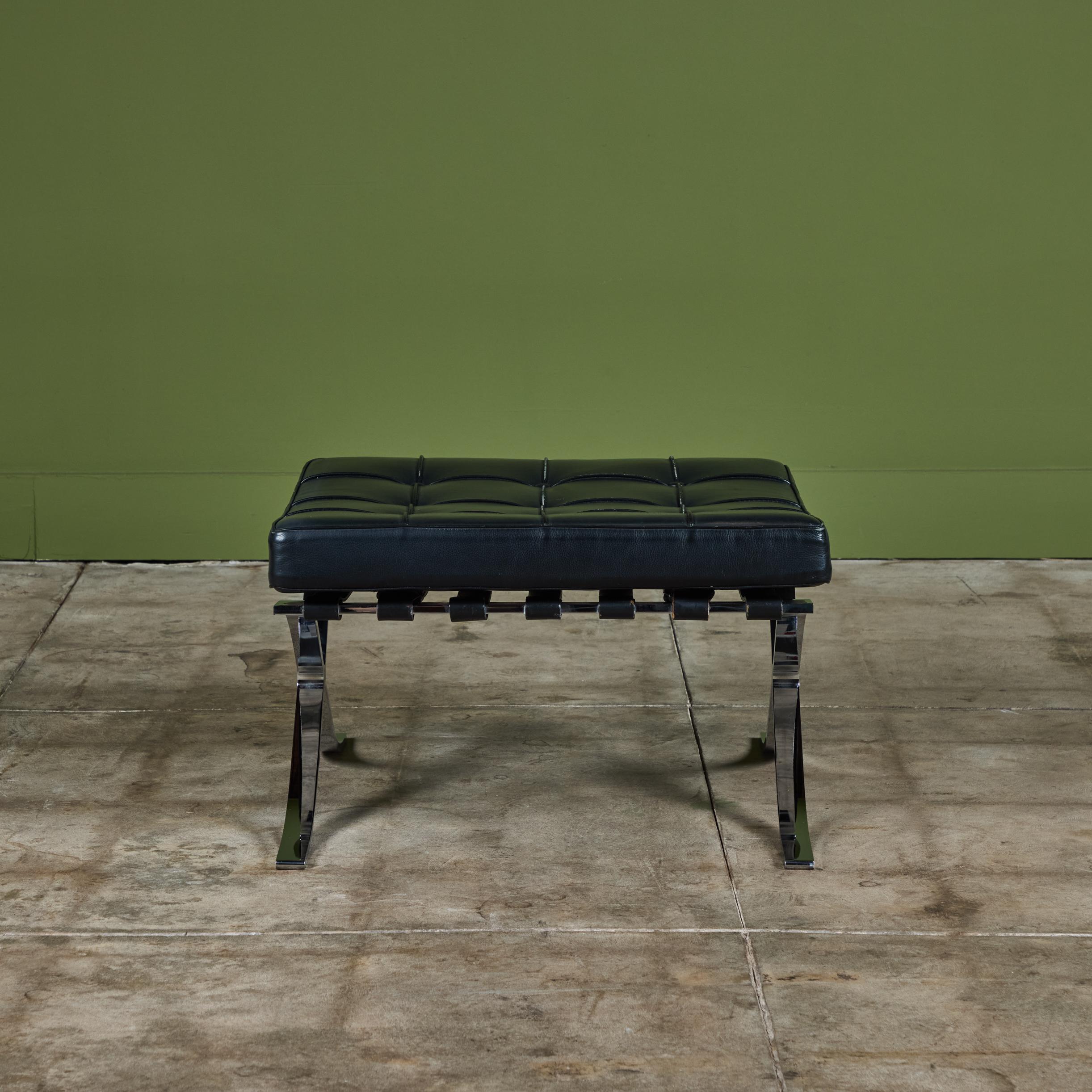 Otomana Barcelona de Mies van der Rohe para Alivar en venta 2