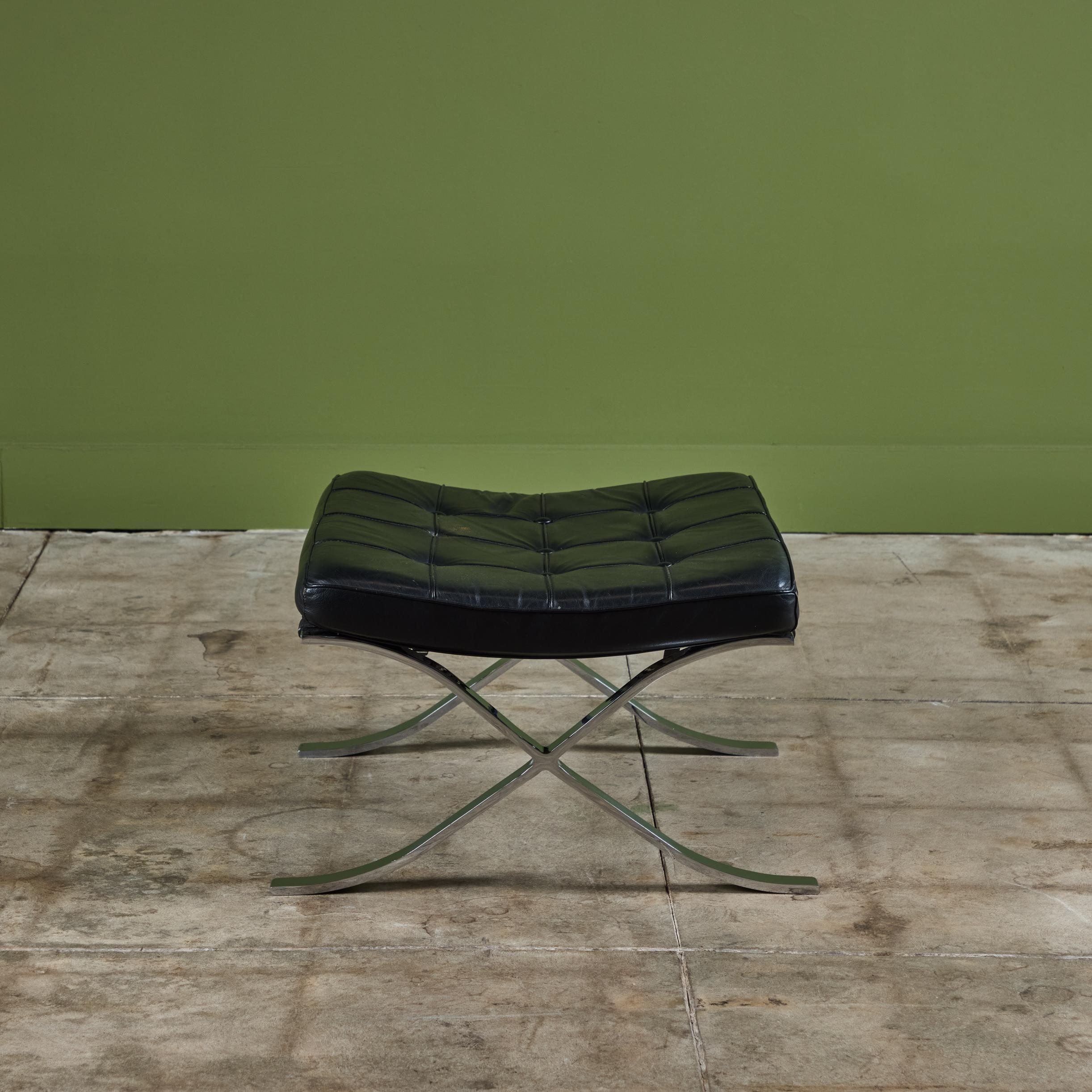 Barcelona-Ottomane von Mies van der Rohe für Knoll (Ende des 20. Jahrhunderts) im Angebot