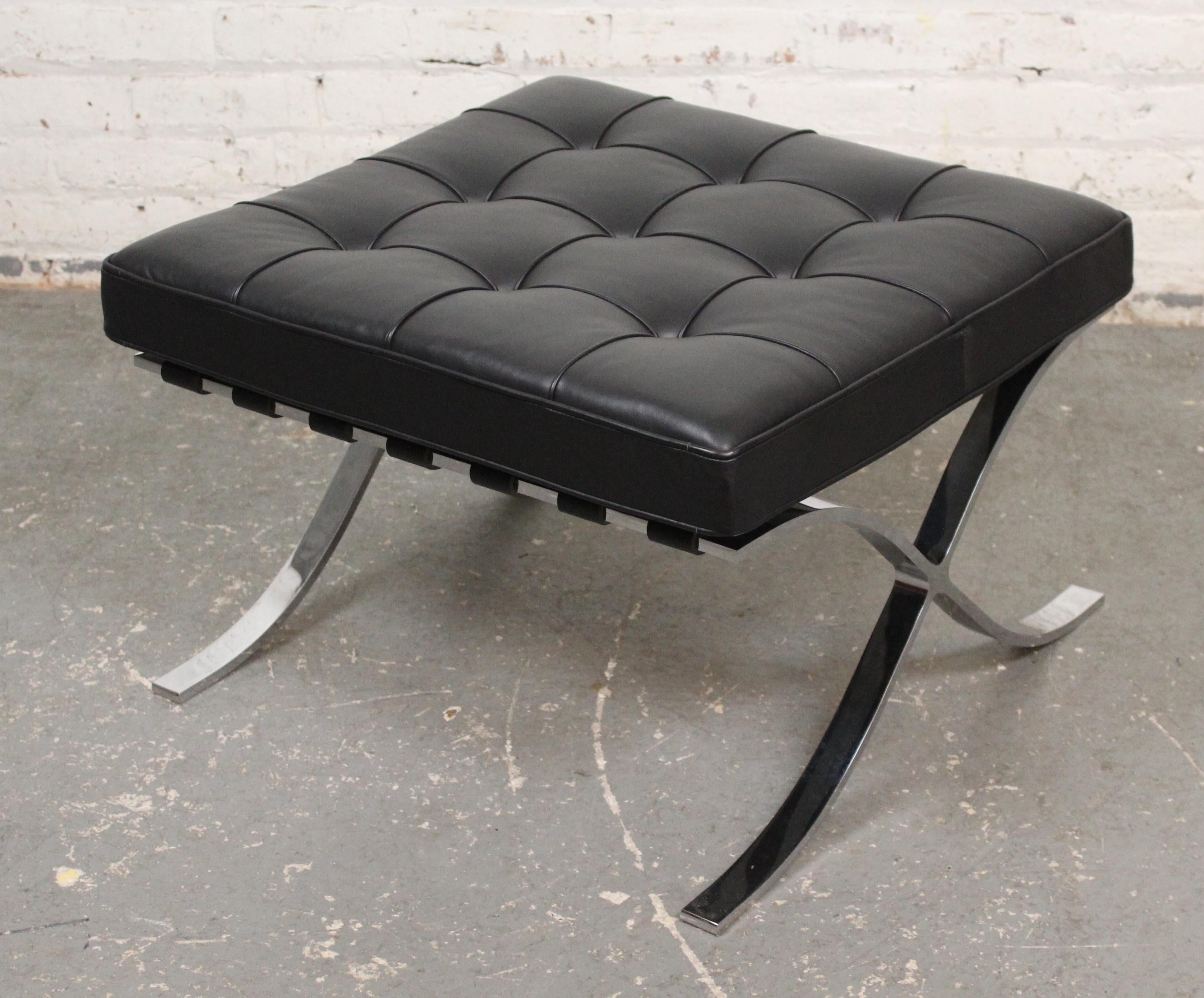 Taburete Barcelona de Ludwig Mies van der Rohe en venta 3