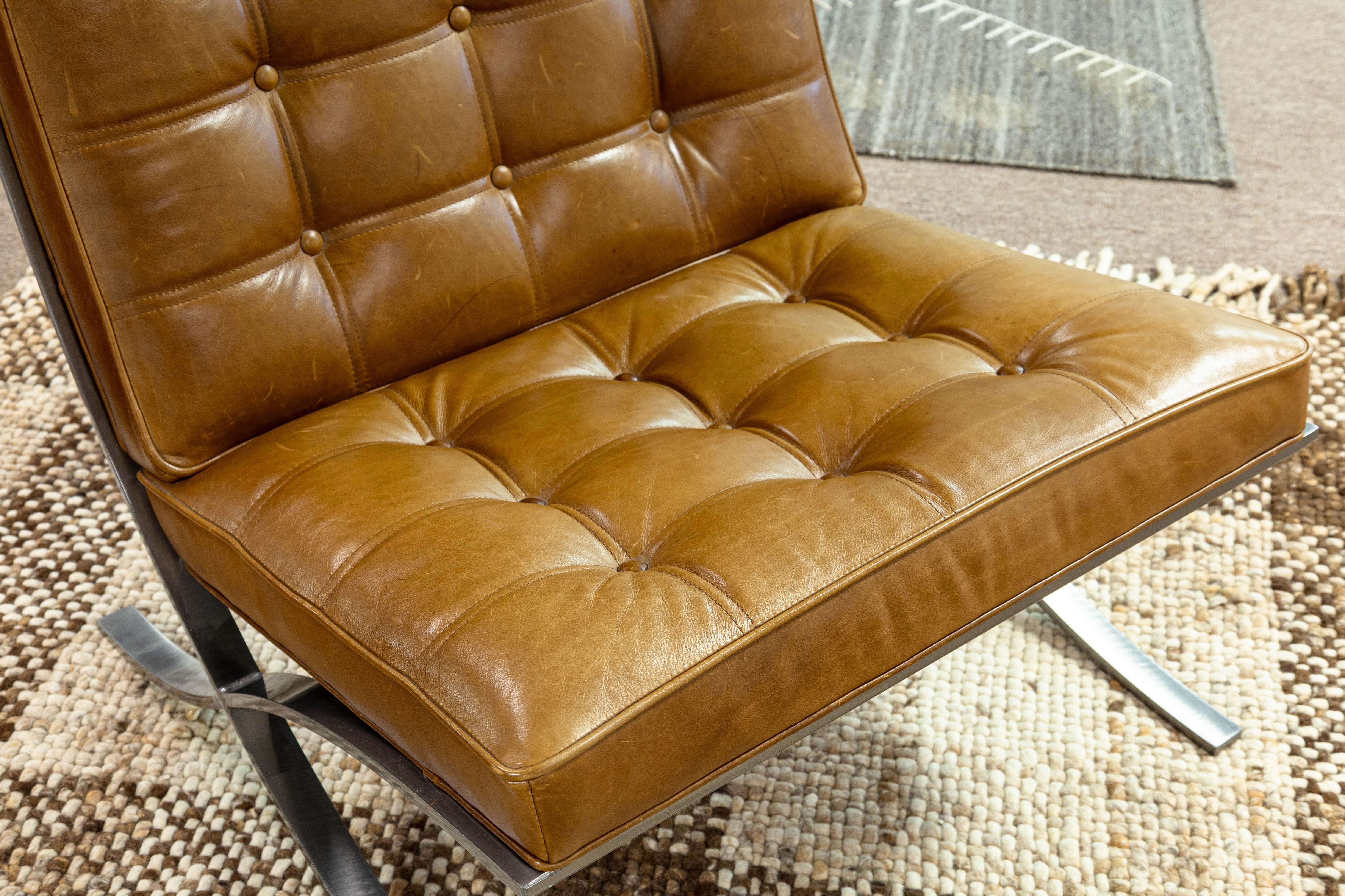 Barcelona Style Braunes Leder und Chrom Contemporary Modern Accent Lounge Chair im Angebot 1