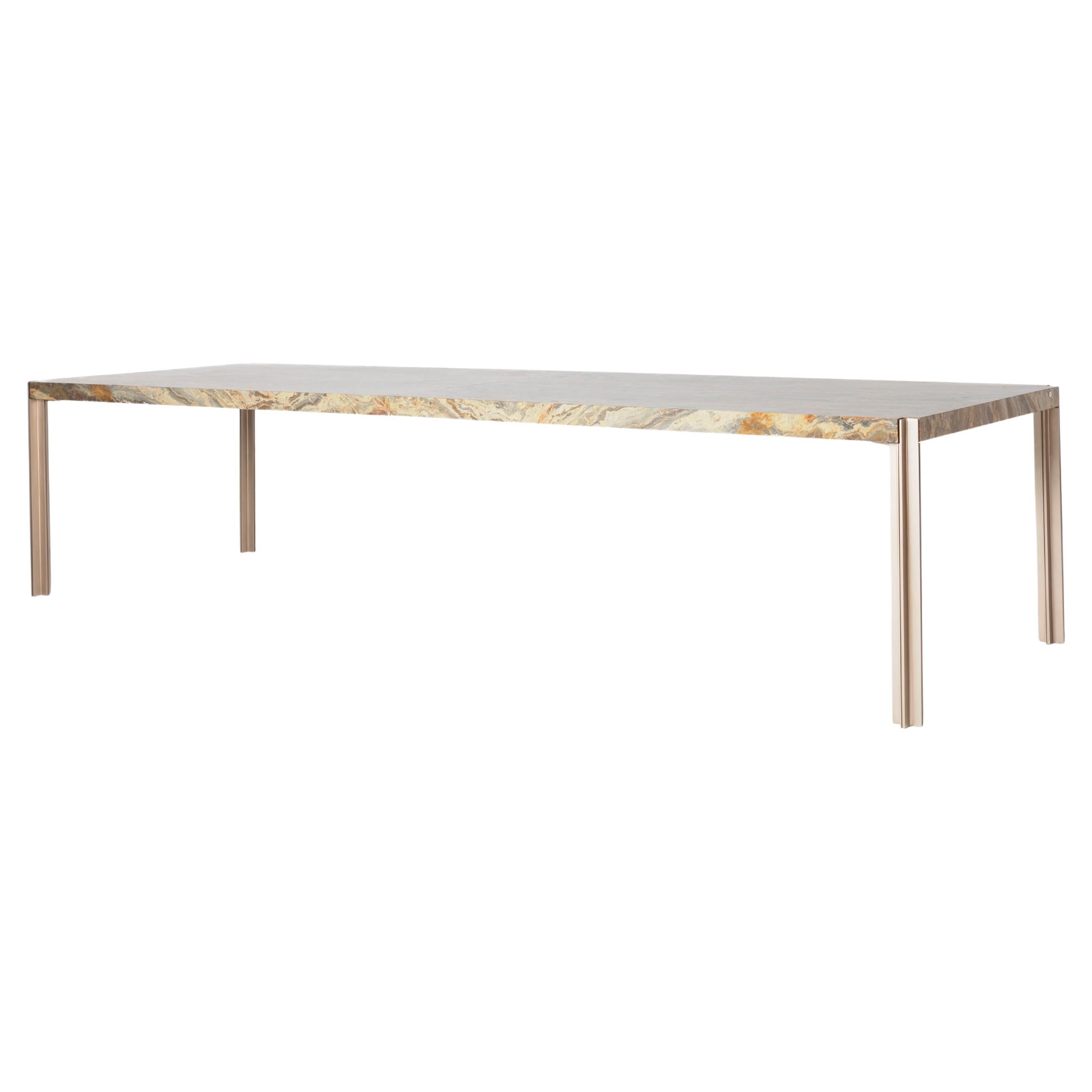 Table Barcelona par Marcio Kogan - Hommage en pierre et en fer à Mies van der Rohe en vente