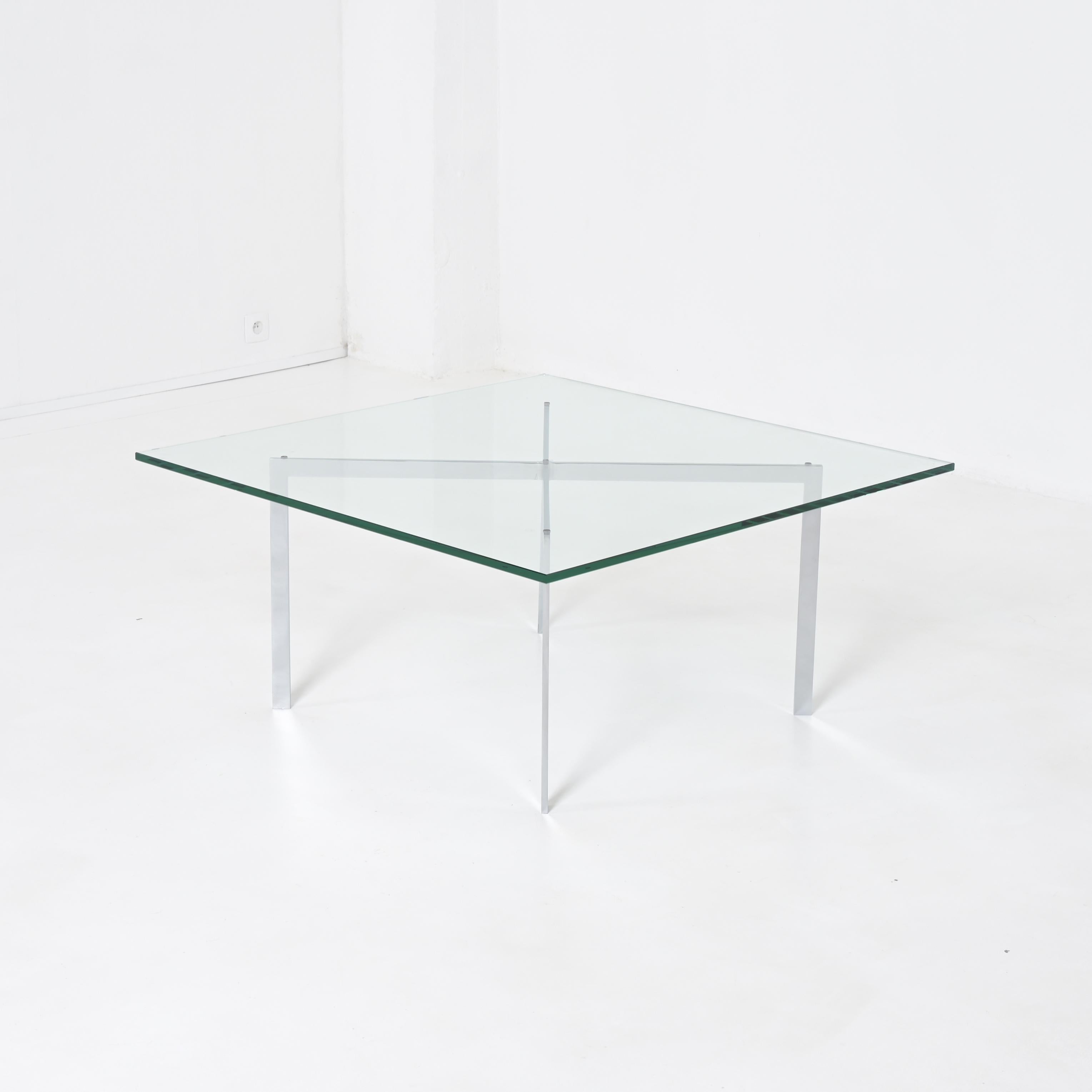 Fin du 20e siècle Barcelona - Table basse Tugendhat de L. Mies van der Rohe pour Knoll Int. en vente