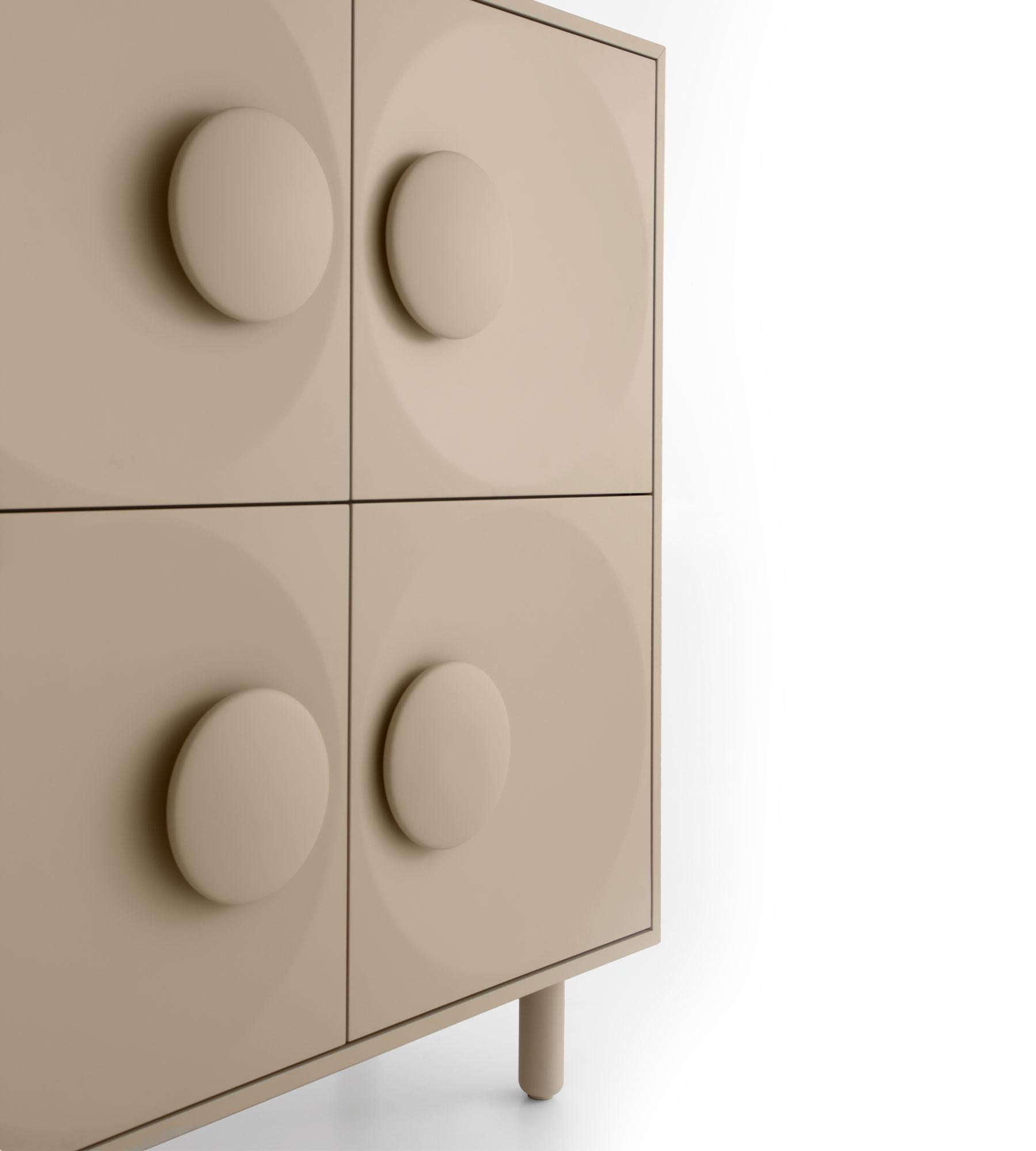 Cómoda Bardot Box de Morica Design Latón en venta