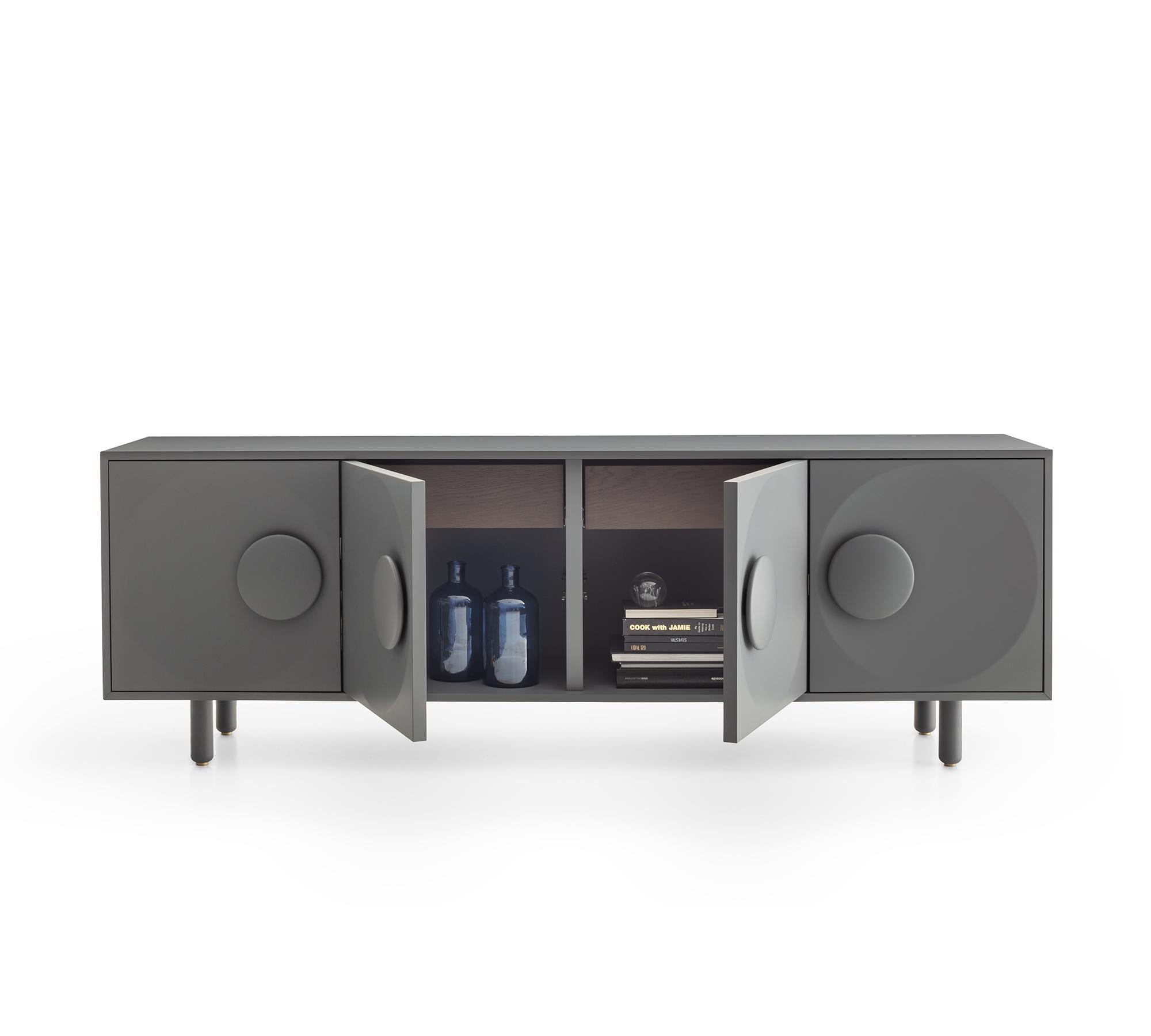 Cómoda Bardot, cuatro puertas, de Morica Design en venta 1
