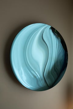 Specchio da parete Bare Blue di OOM Contemporary Glass
