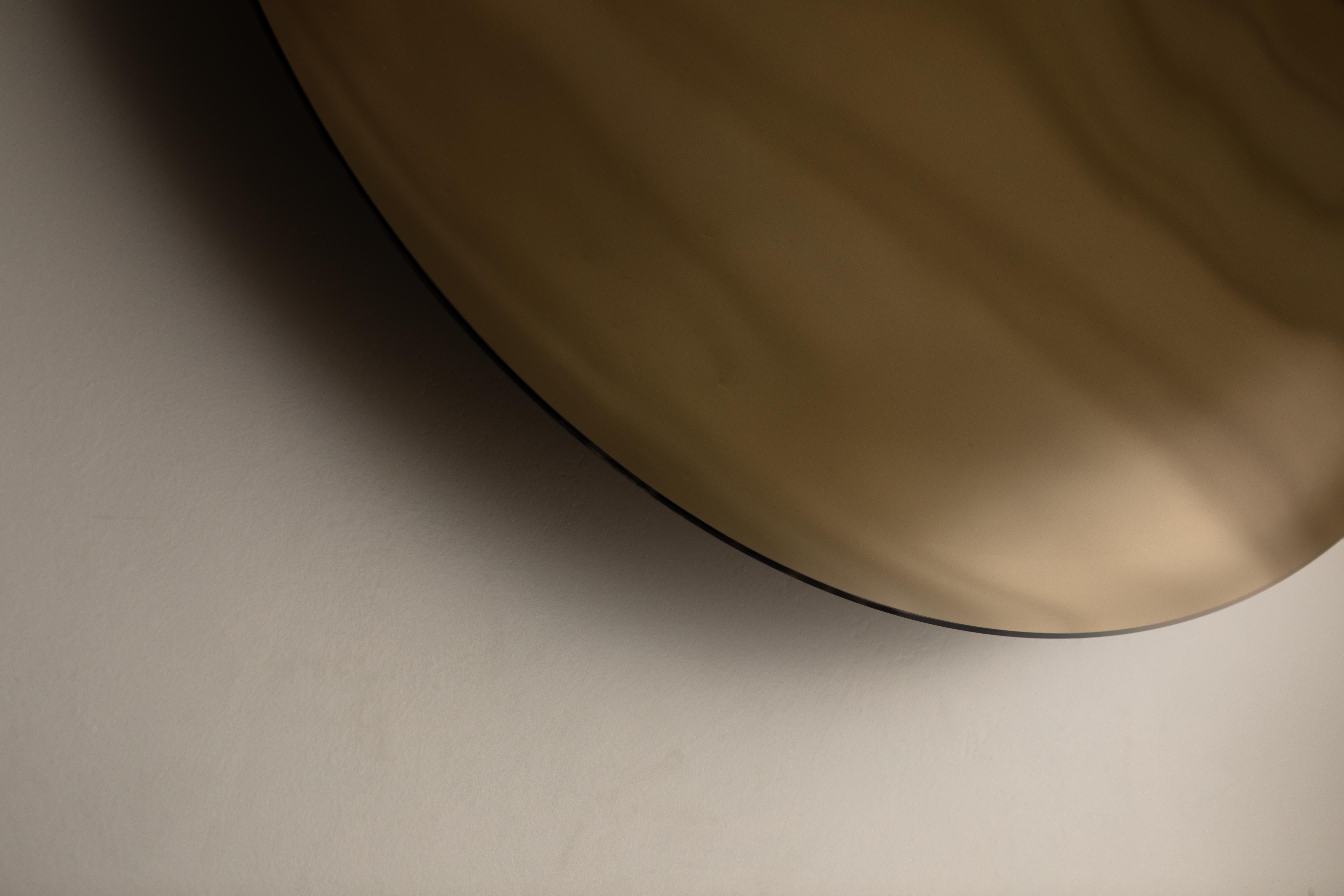 italien Miroir mural Bare Bronze par OOM Contemporary Glass en vente