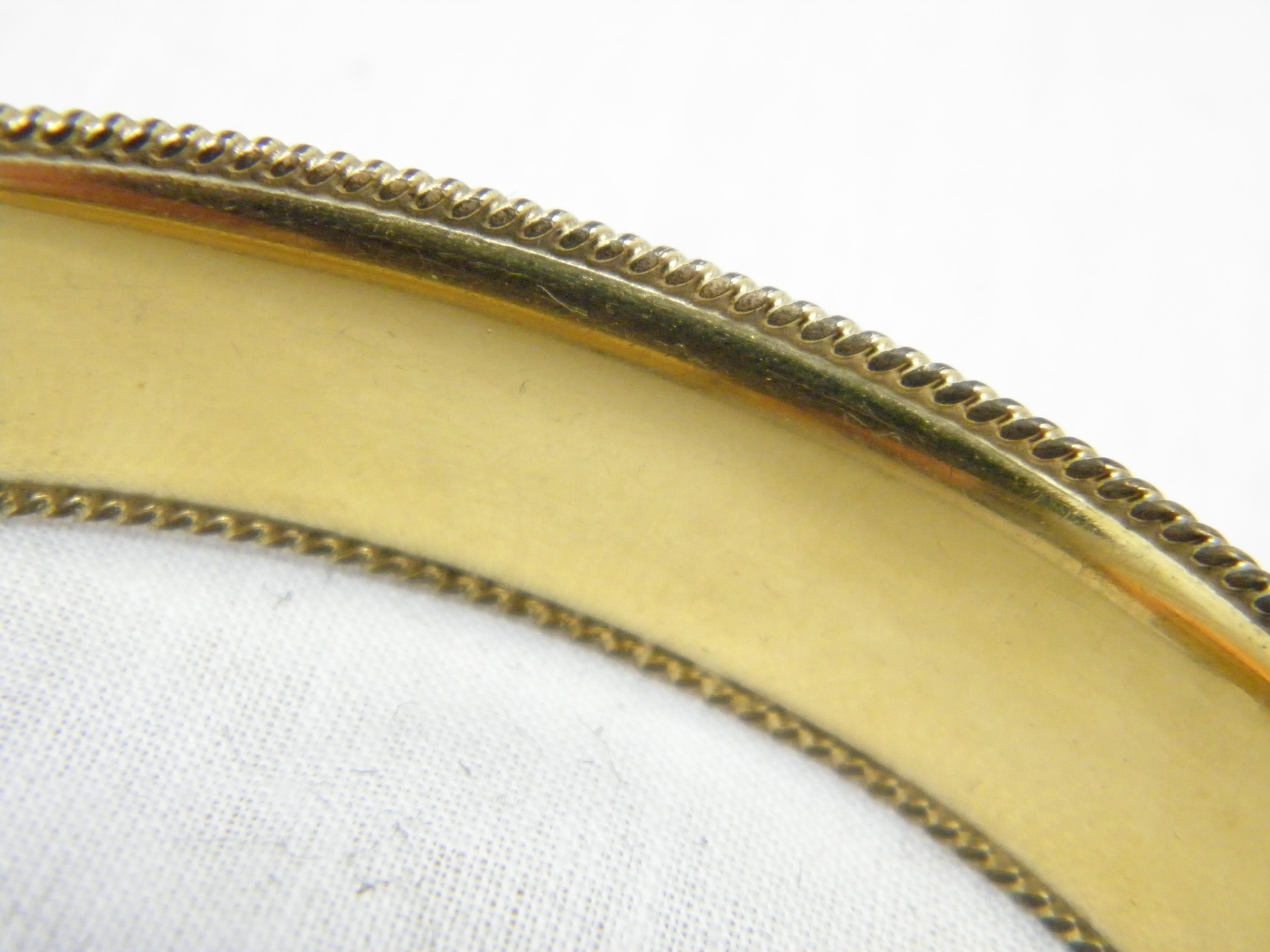 Bargain Vintage 9ct Gold 'Metal Core' Floral Engraved Cuff Hinged Bracelet For Sale 1