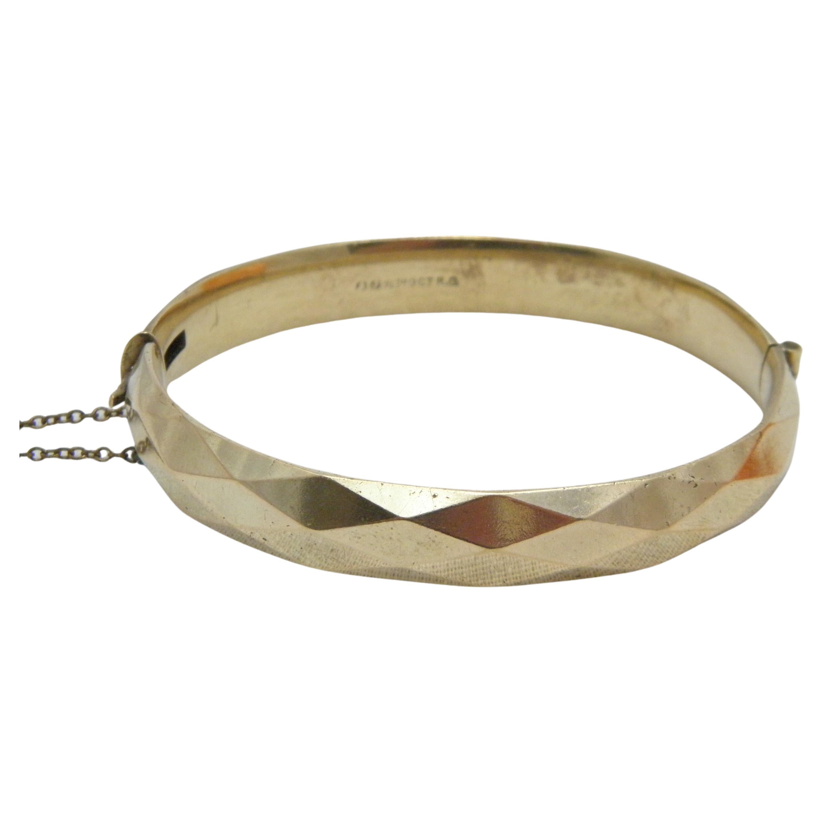 Bargain Vintage 9ct Gold 'Metal Cored' Diamond Cut Cuff Hinged Bracelet Bangle For Sale