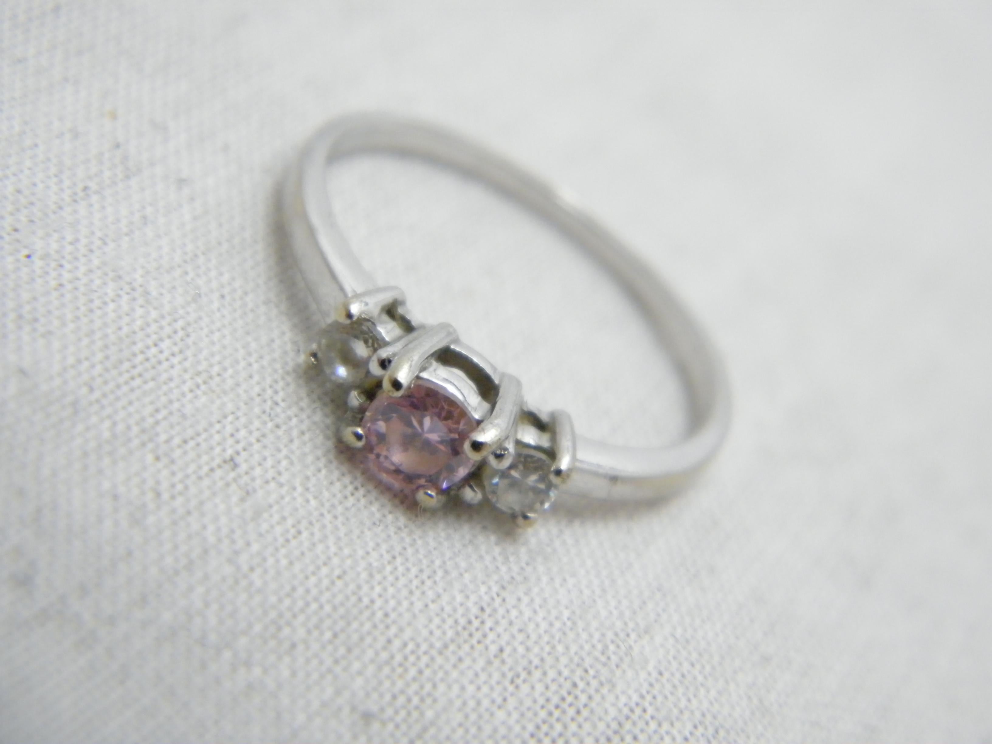 Bargain Vintage 9ct White Gold Pink Sapphire and Diamond Paste Trilogy Ring In Good Condition For Sale In Camelford, GB