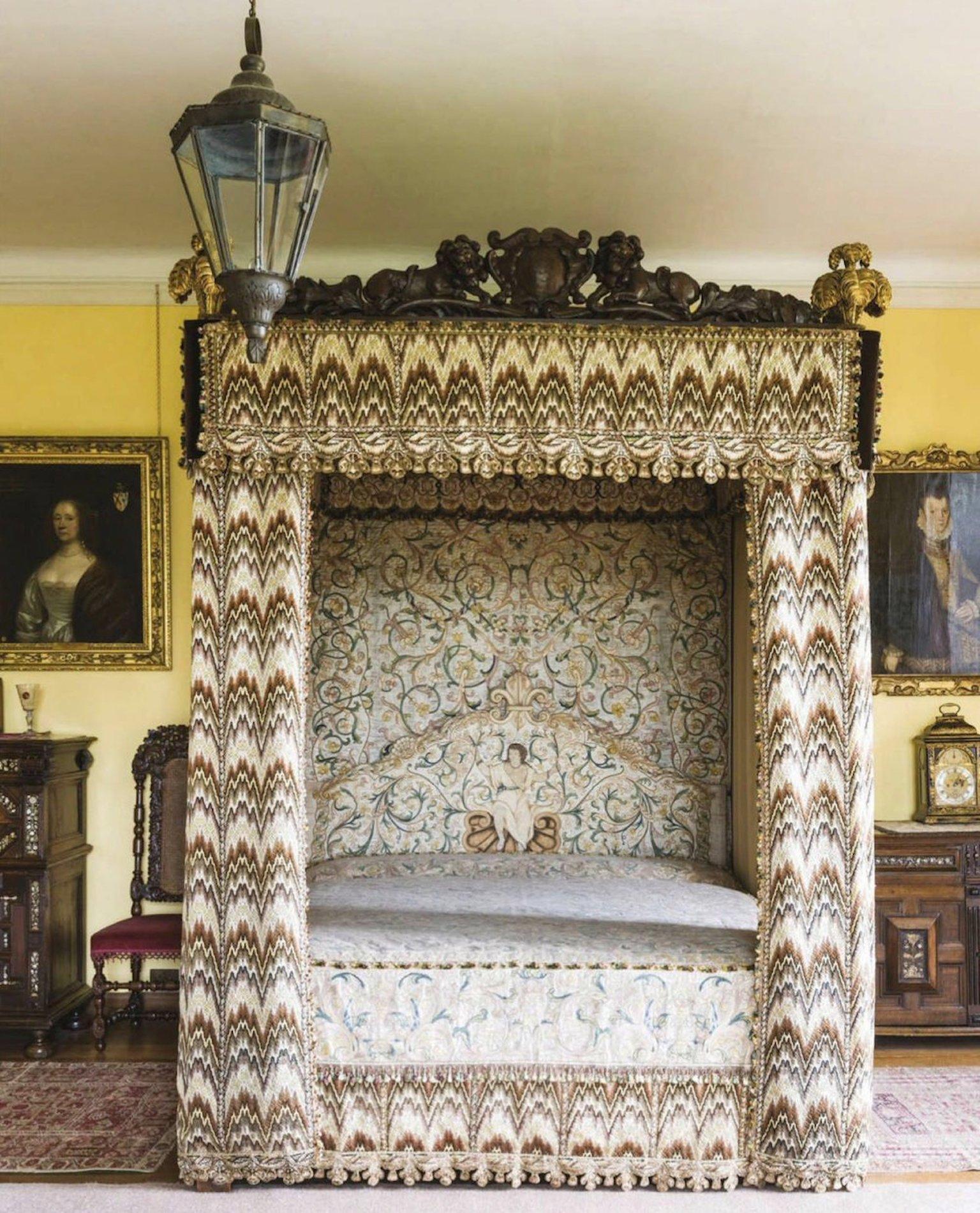 Bargello Flamestitch Bordado de Seda Florence Spetchley Park Cortinas de Cama Pareja en venta 9