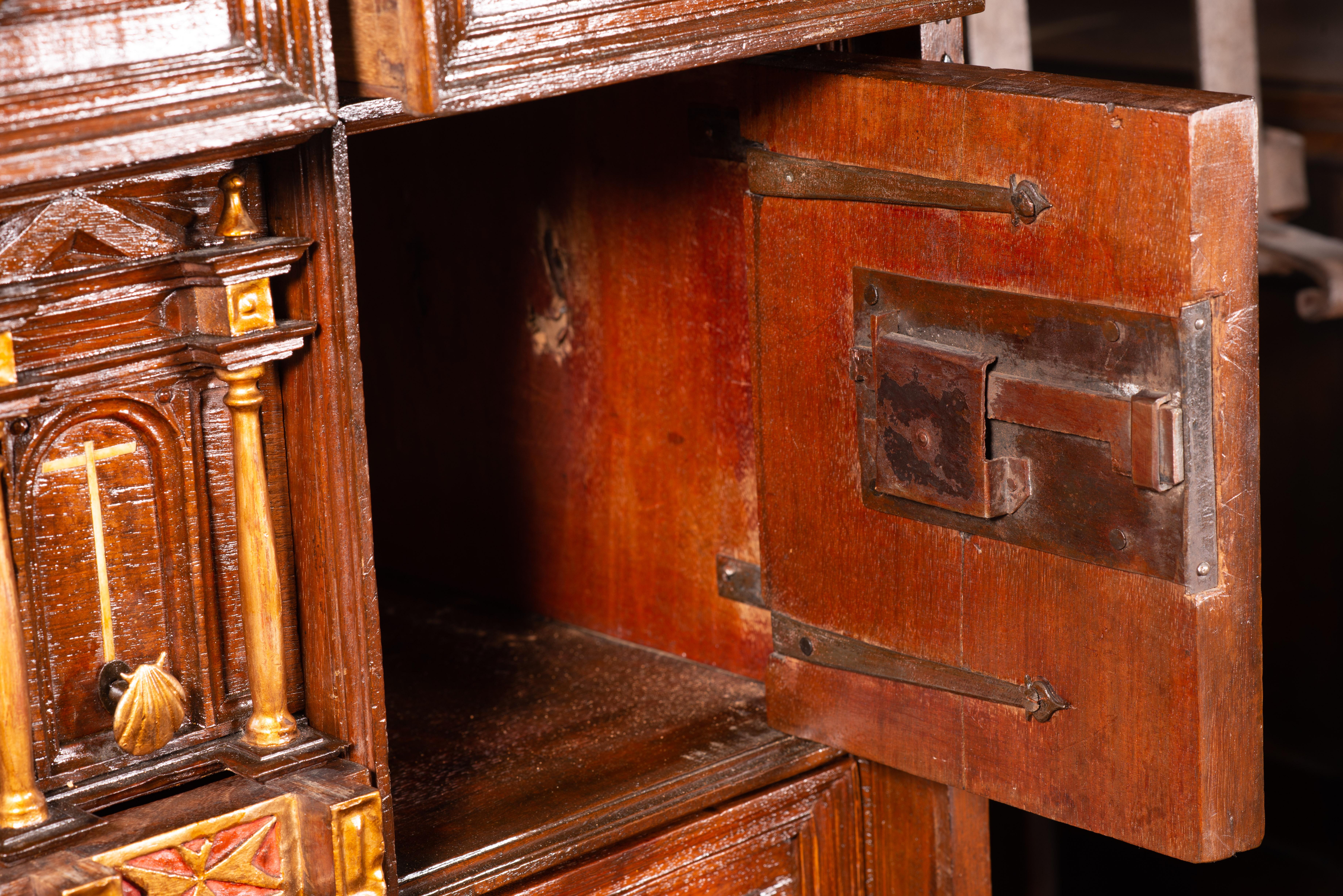 Bargueño oder Schreibtisch mit Brückenfuß. Holz, Metall. Spanische Schule, 17. Jh. im Angebot 12