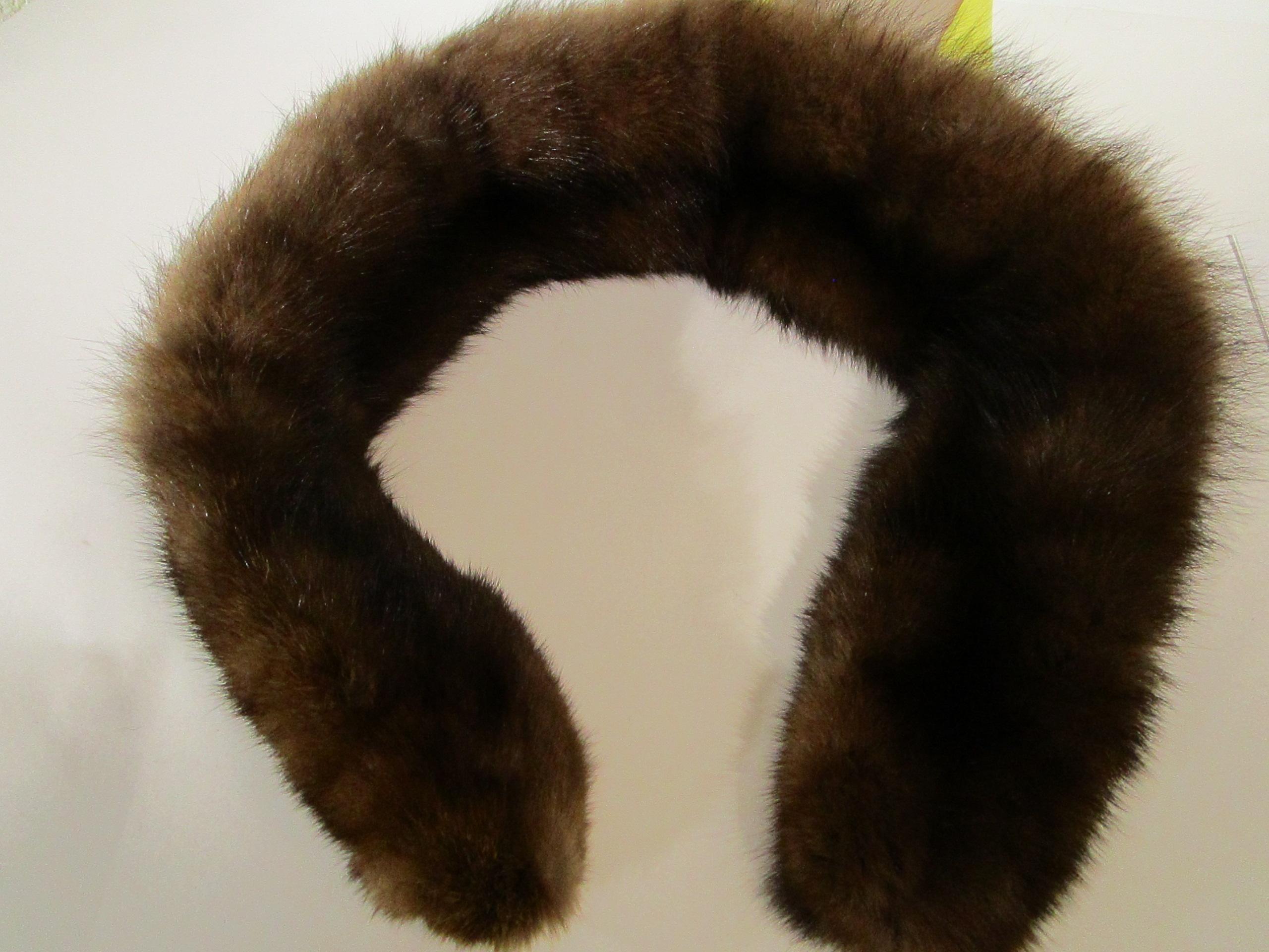 BARGUZIN SABLE Fur Scarf Boa Shawl Collar Wrap Brown 37