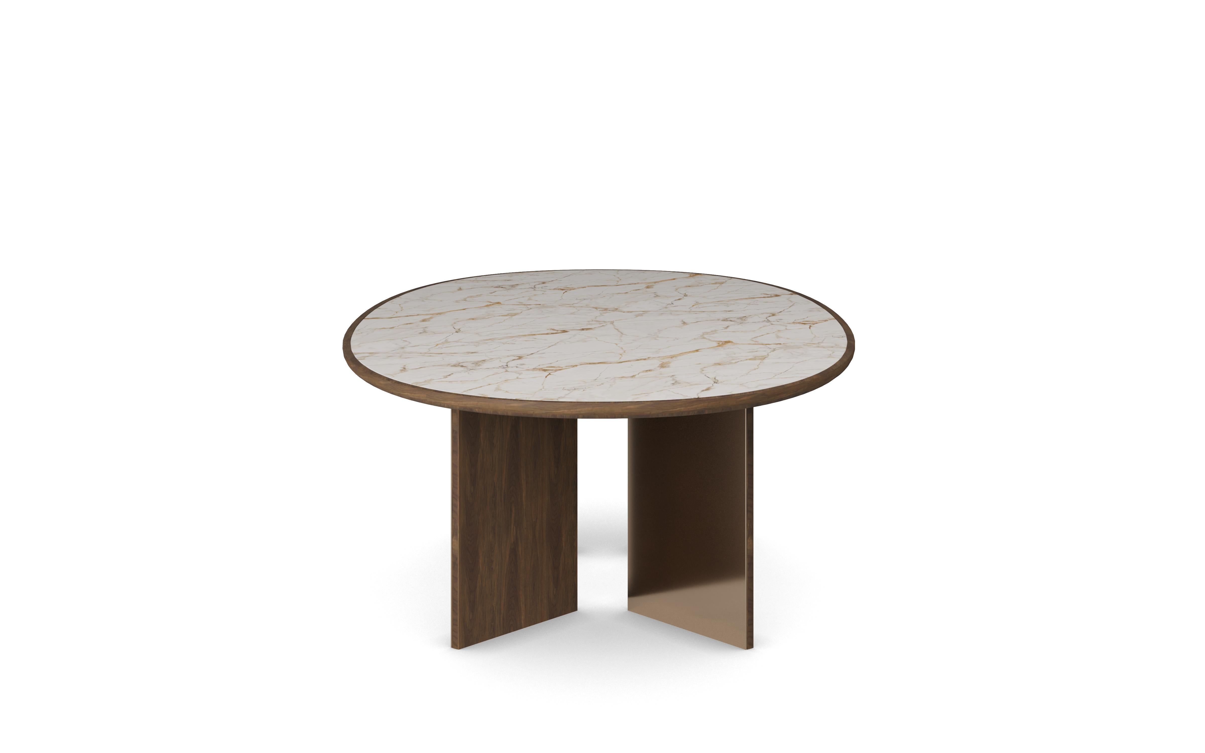 Moderne Bari Dining Table by Nolita Harbour- Marble Top and Legs in Walnut and Brass en vente