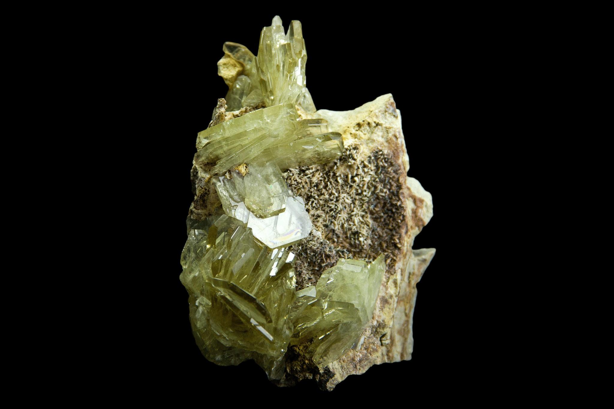 Barite From Cerro Warihuyn, Huanuco, Peru (1.45 lbs) In New Condition For Sale In New York, NY