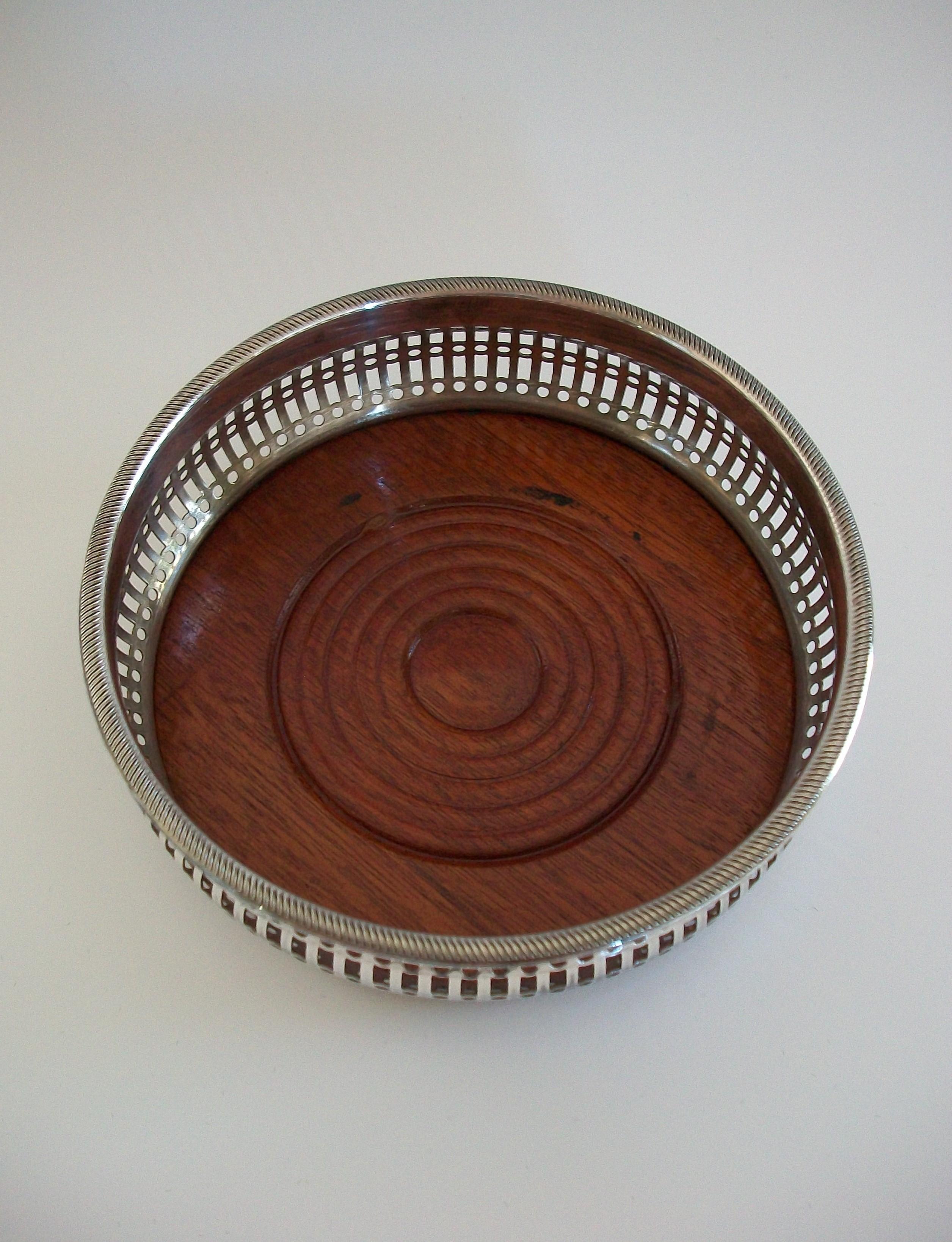 English BARKER ELLIS - Vintage Silver Plate Bottle Coaster - U.K. - Mid 20th Century For Sale