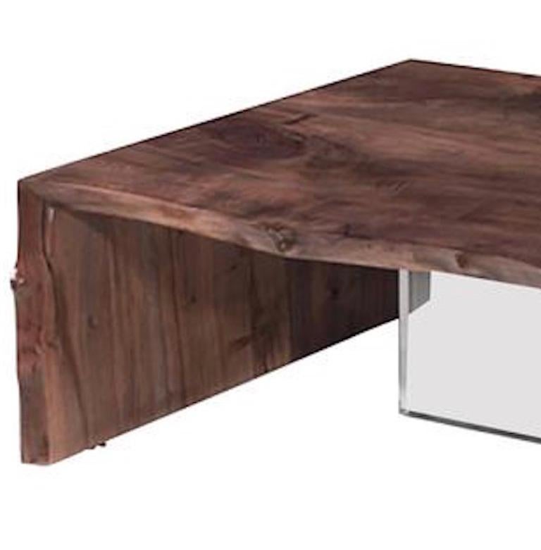 Barlas Baylar, Hudson NYC Table basse à bord cascade en noyer et base en plexi Excellent état - En vente à Napa, CA