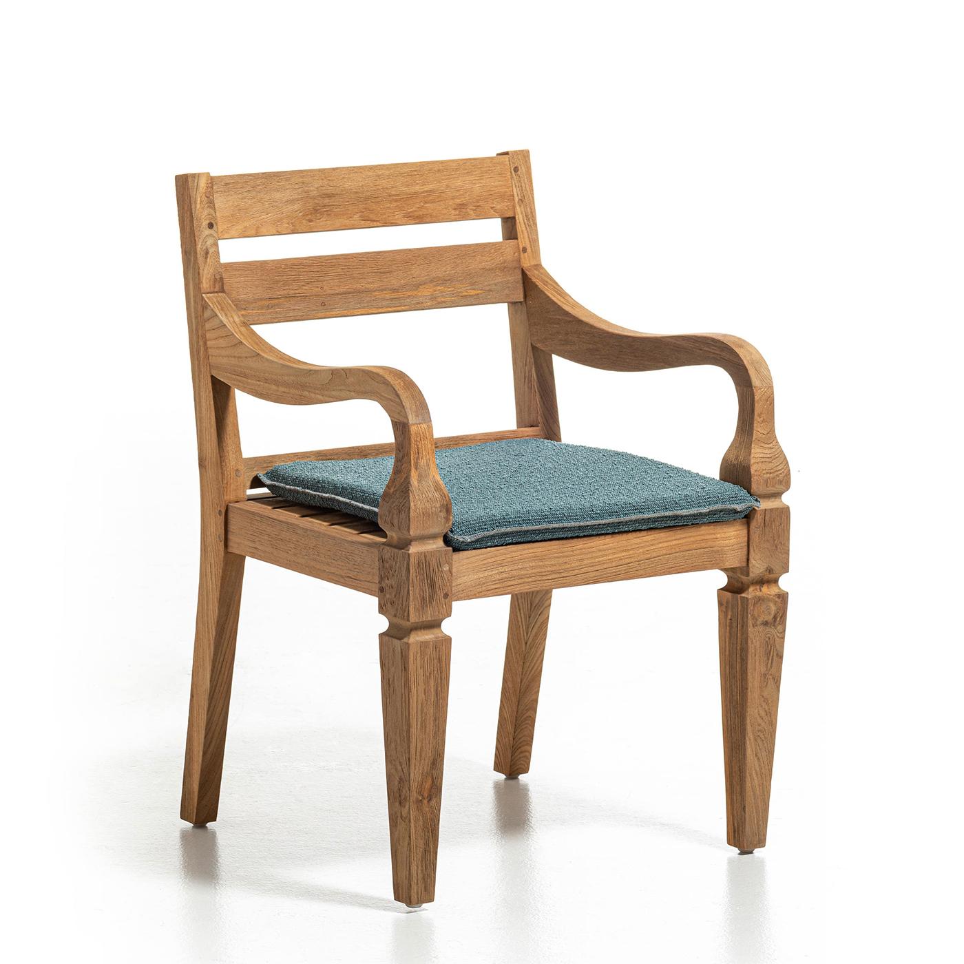 Chair Barletta Teak with all 
structure in solid teak wood.
With seat cushion in aqua 
green finish included.
