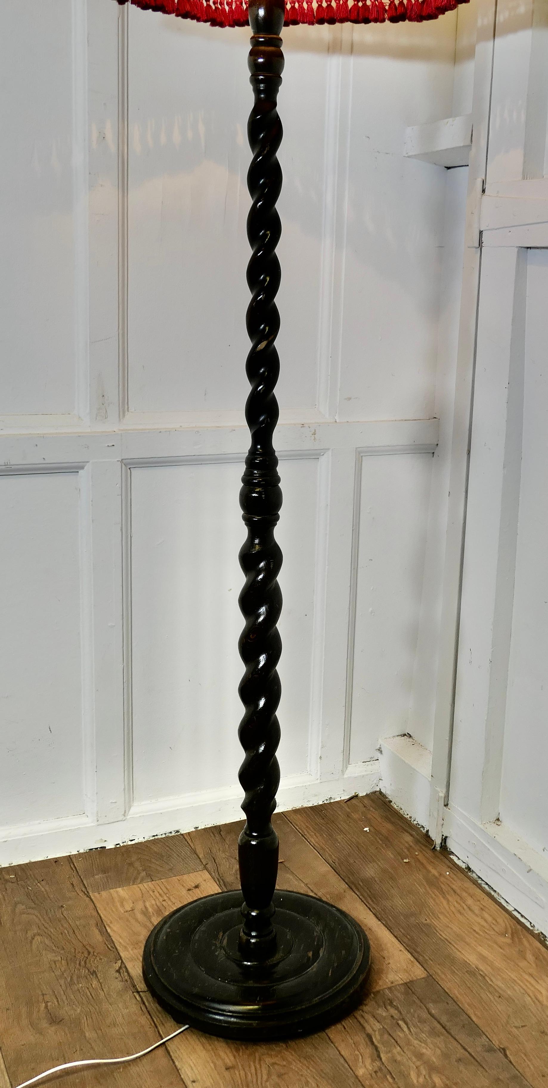 Stile Adam Lampada da terra Barley Twist in vendita