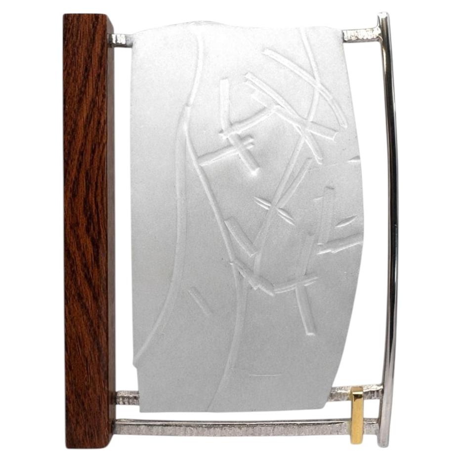 Barlovento Brooch in 950 Silver & Recycled Muirapiranga Wood by Lucía Rovira