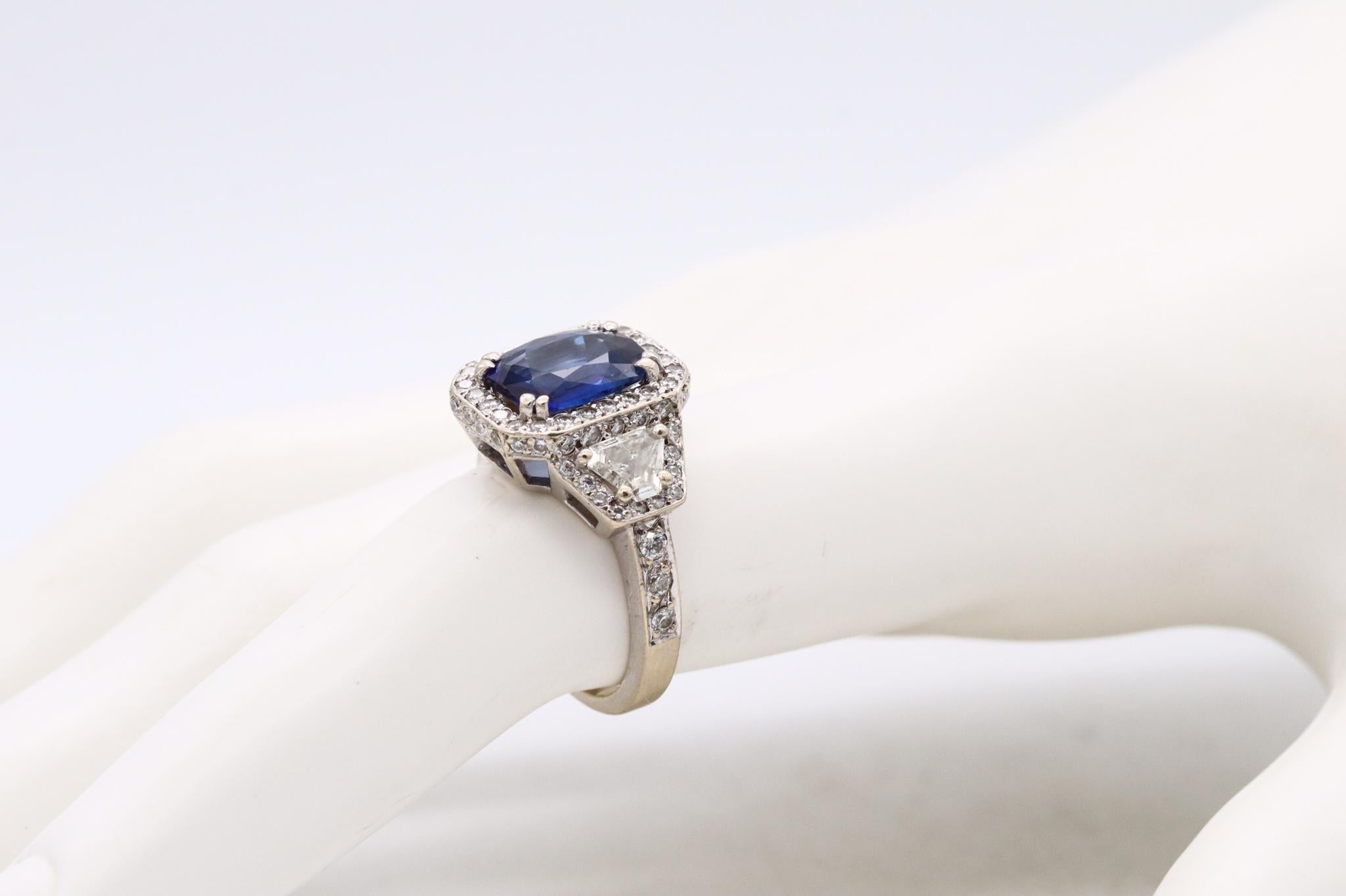 Contemporary Barmakian Brothers Ring In 18Kt Gold 4.47 Ctw In Calf Cut Diamonds Sapphires For Sale