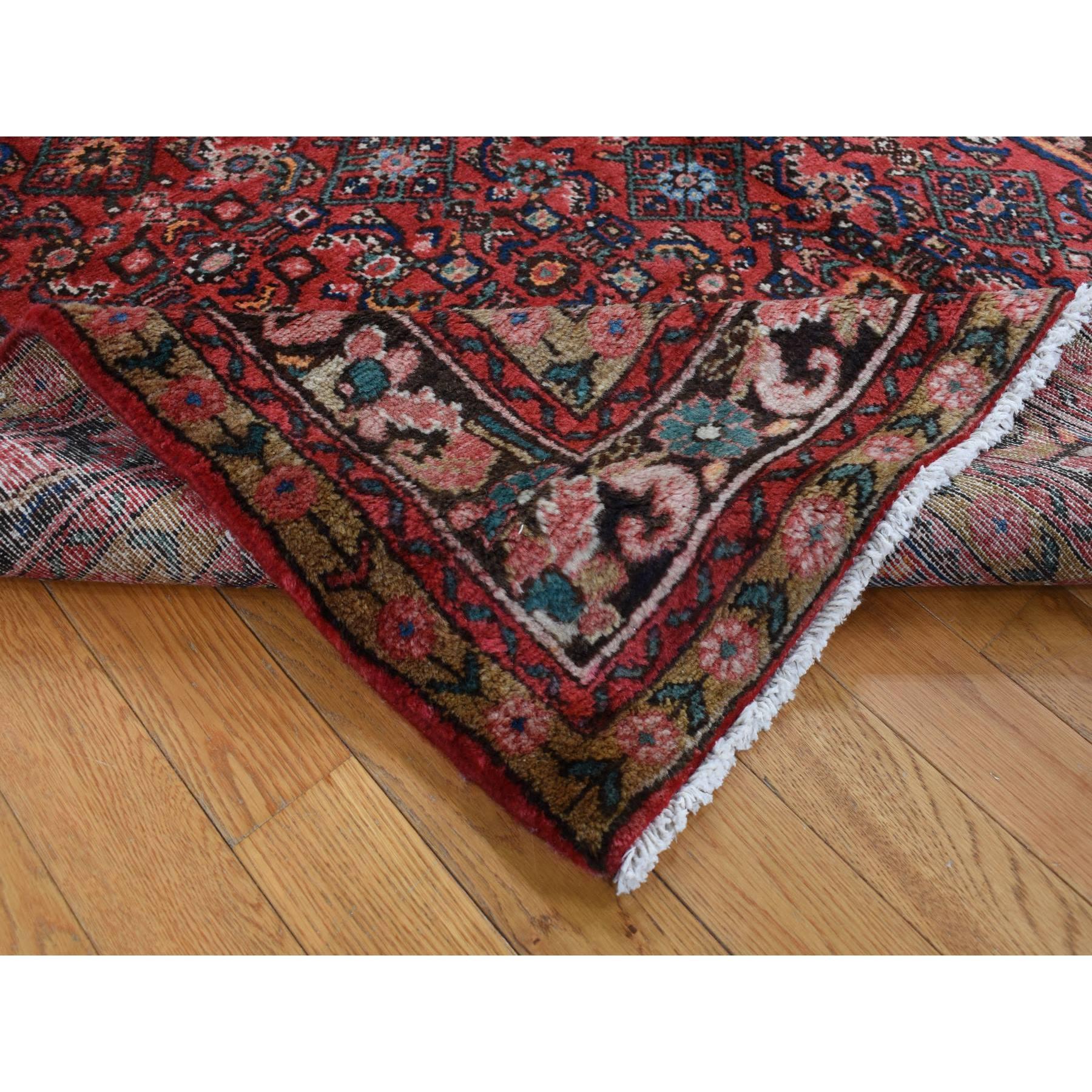 Barn Red Vintage Persian Hamadan Center Medallion Pure Wool Hand Knotted Rug In Good Condition In Carlstadt, NJ