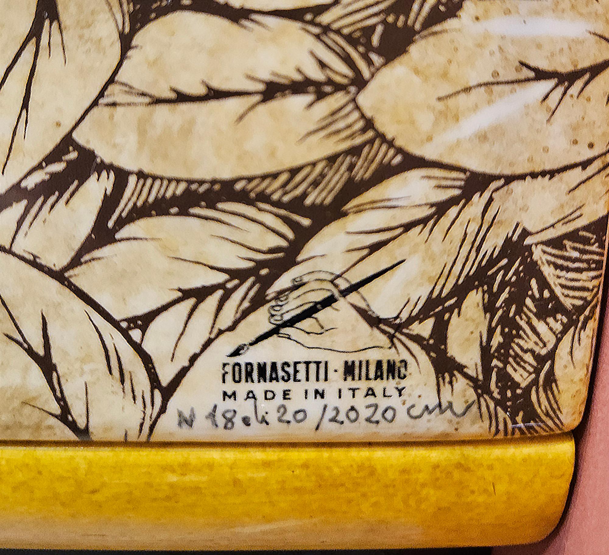 Barnabas Fornasetti  Mobile curvo 'Zebra' Uno di quindici, Data: 2003 in vendita 4