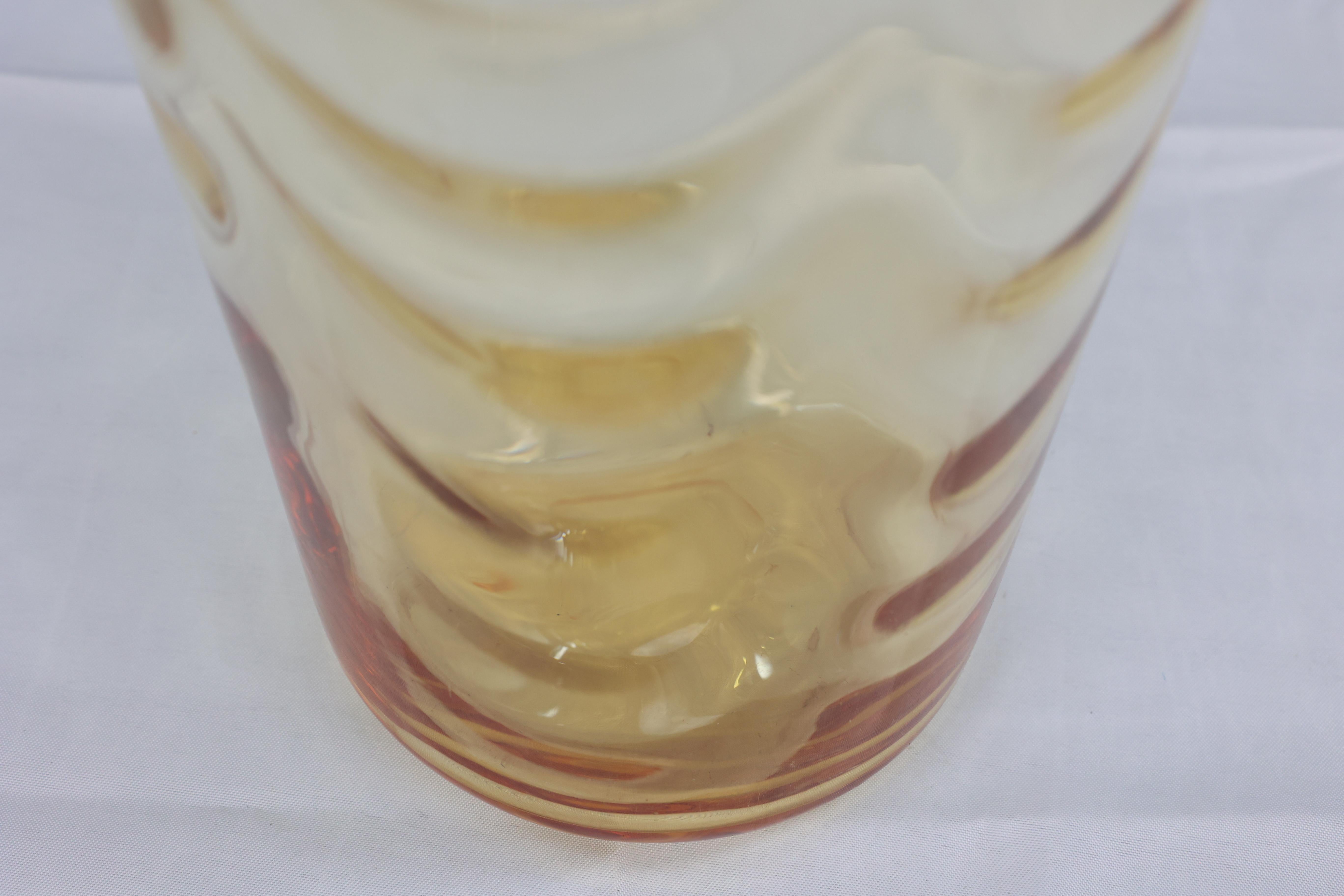 Barnaby Marriott Powell. A large Mid Century coloured glass vase For Sale 5