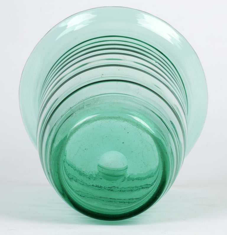 Hand-Crafted Barnaby Powell For Whitefriars Large Ribbon Trail Green Glass Vase For Sale