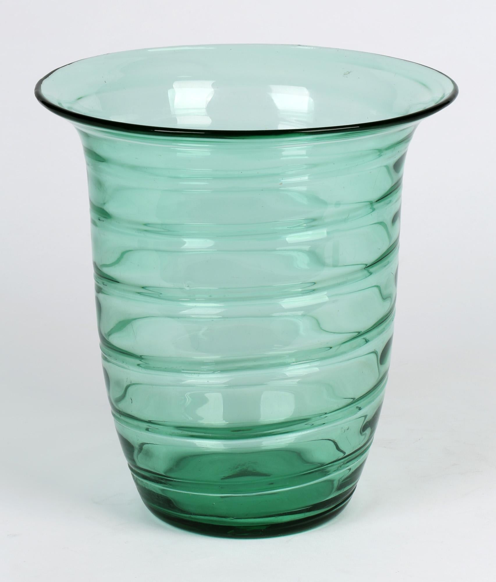 Hand-Crafted Barnaby Powell For Whitefriars Large Ribbon Trail Green Glass Vase