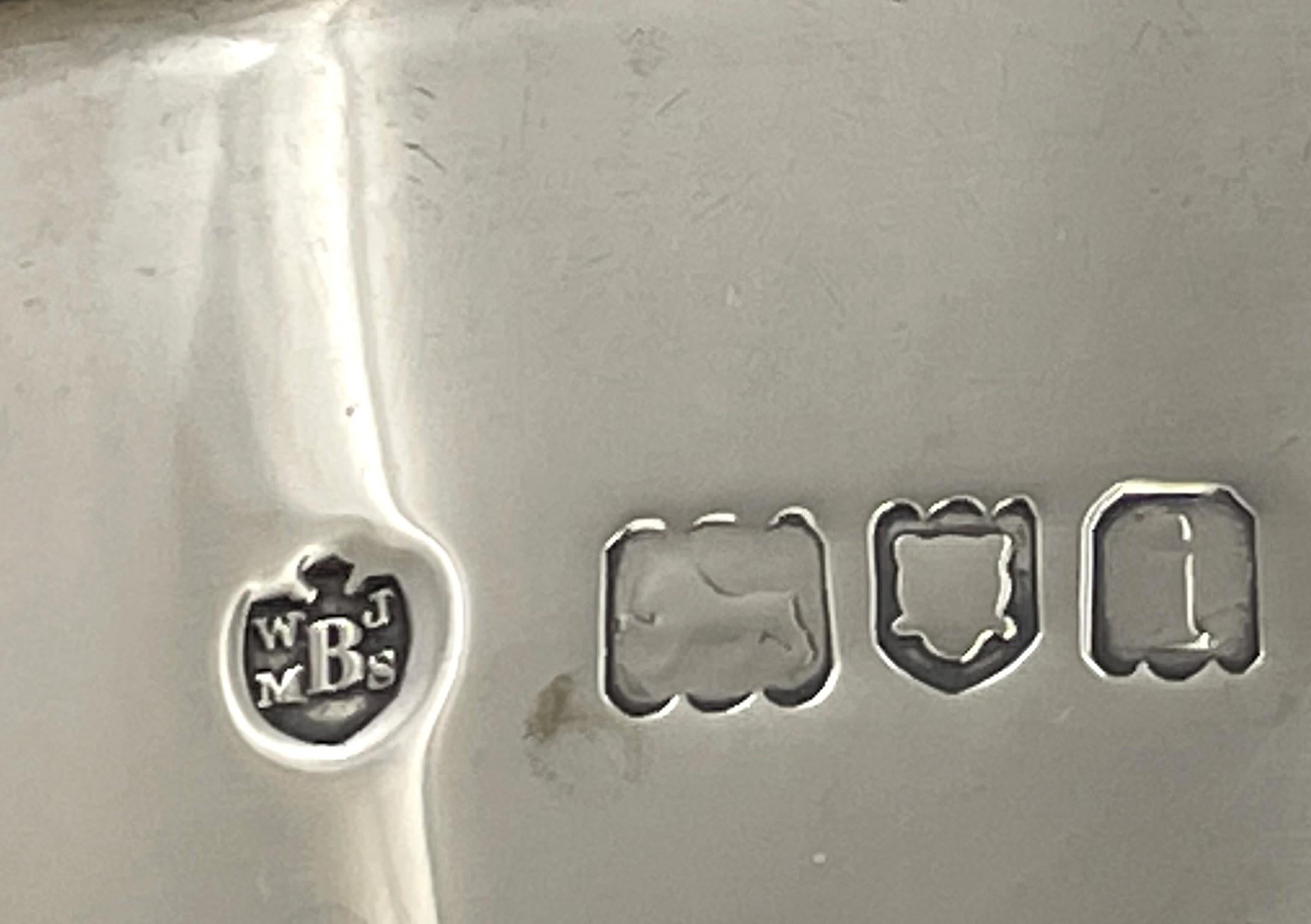 Barnard & Sons Englischer zweiseitiger Weinkühler/Vase aus Sterlingsilber mit zwei Henkeln 1904 im Angebot 4