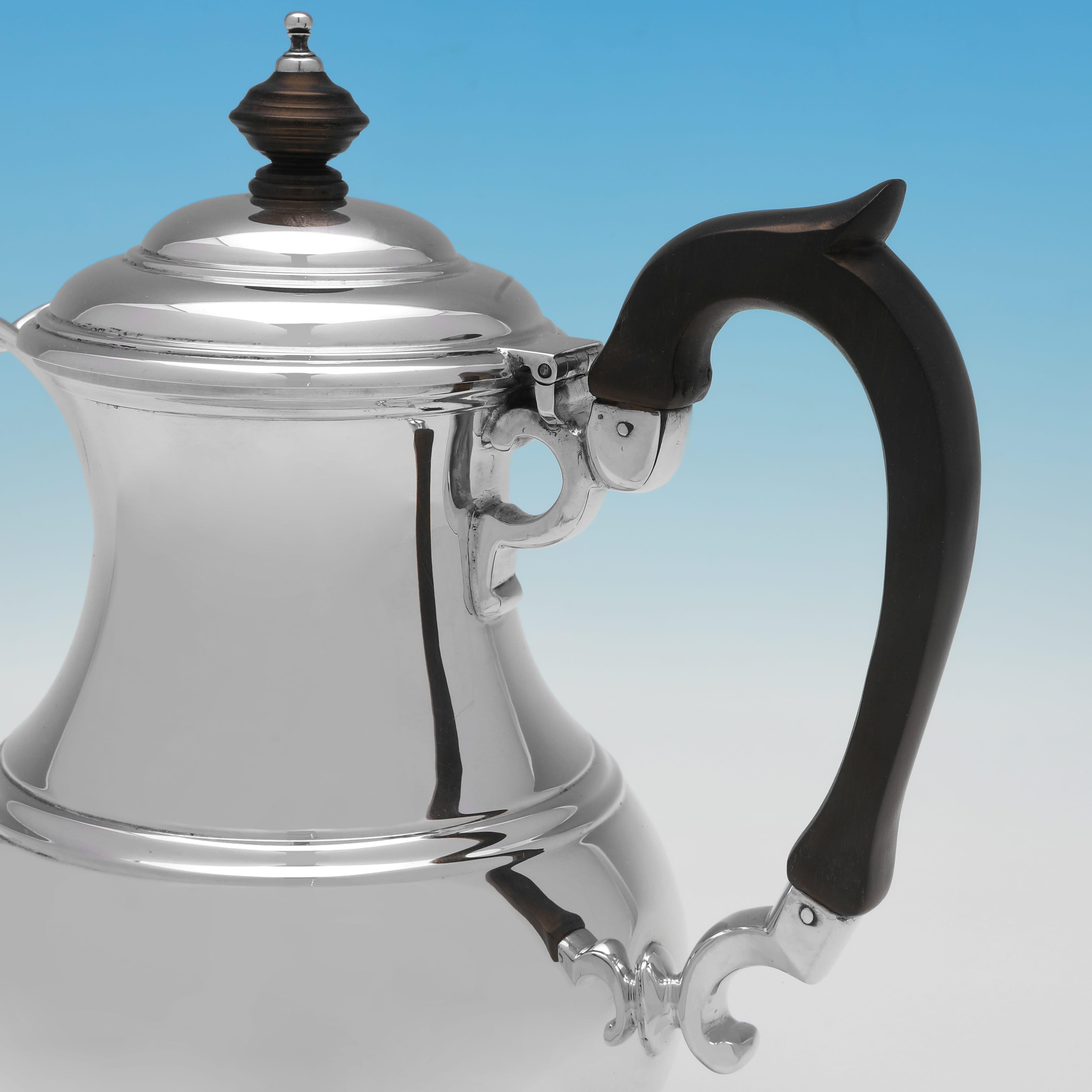 Mid-20th Century Barnards mid century sterling silver tea set made in London in 1960 For Sale