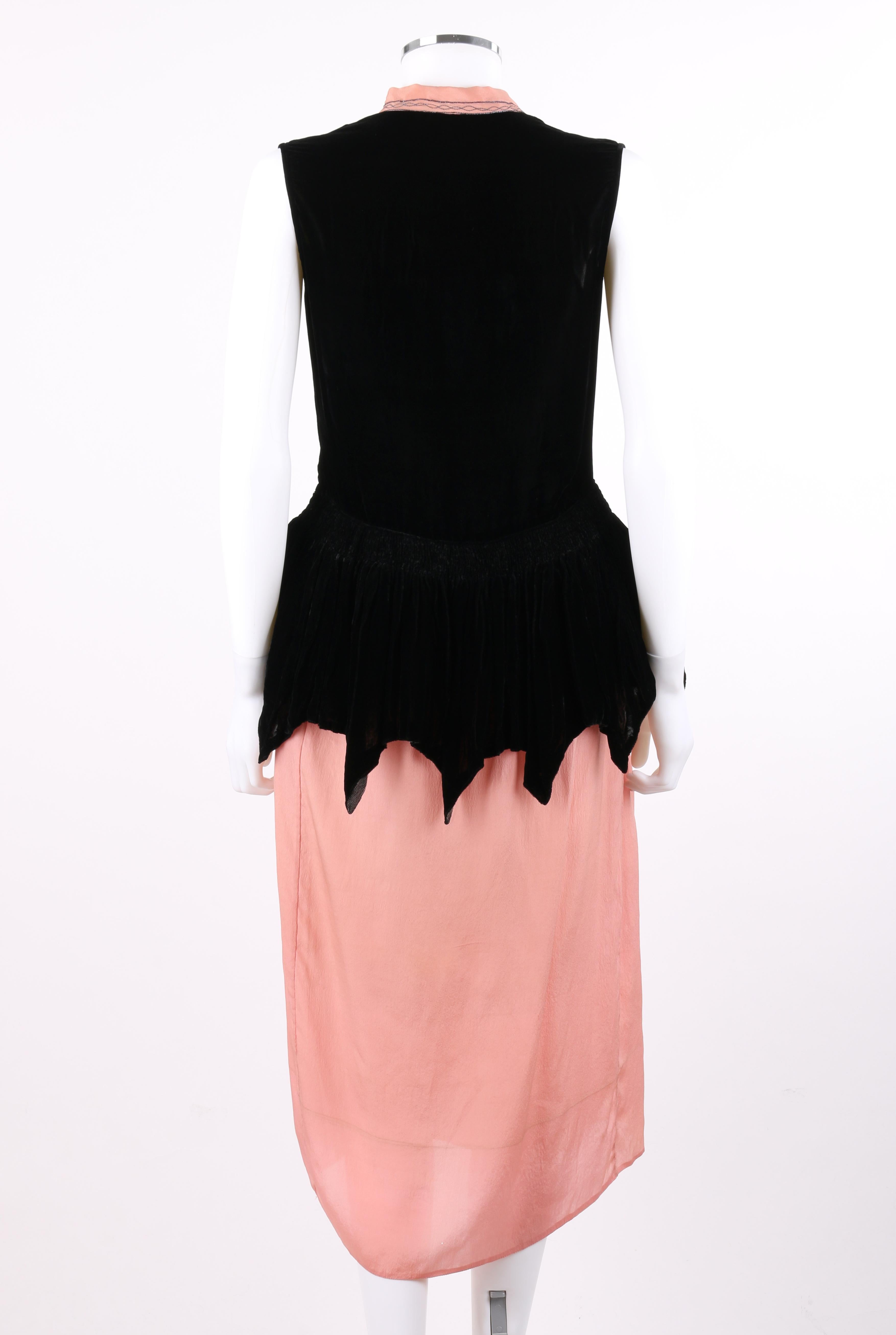 BARNETT c.1910's Rose Pink & Black Silk Velvet Sleeveless Peplum Evening Dress  In Good Condition For Sale In Thiensville, WI