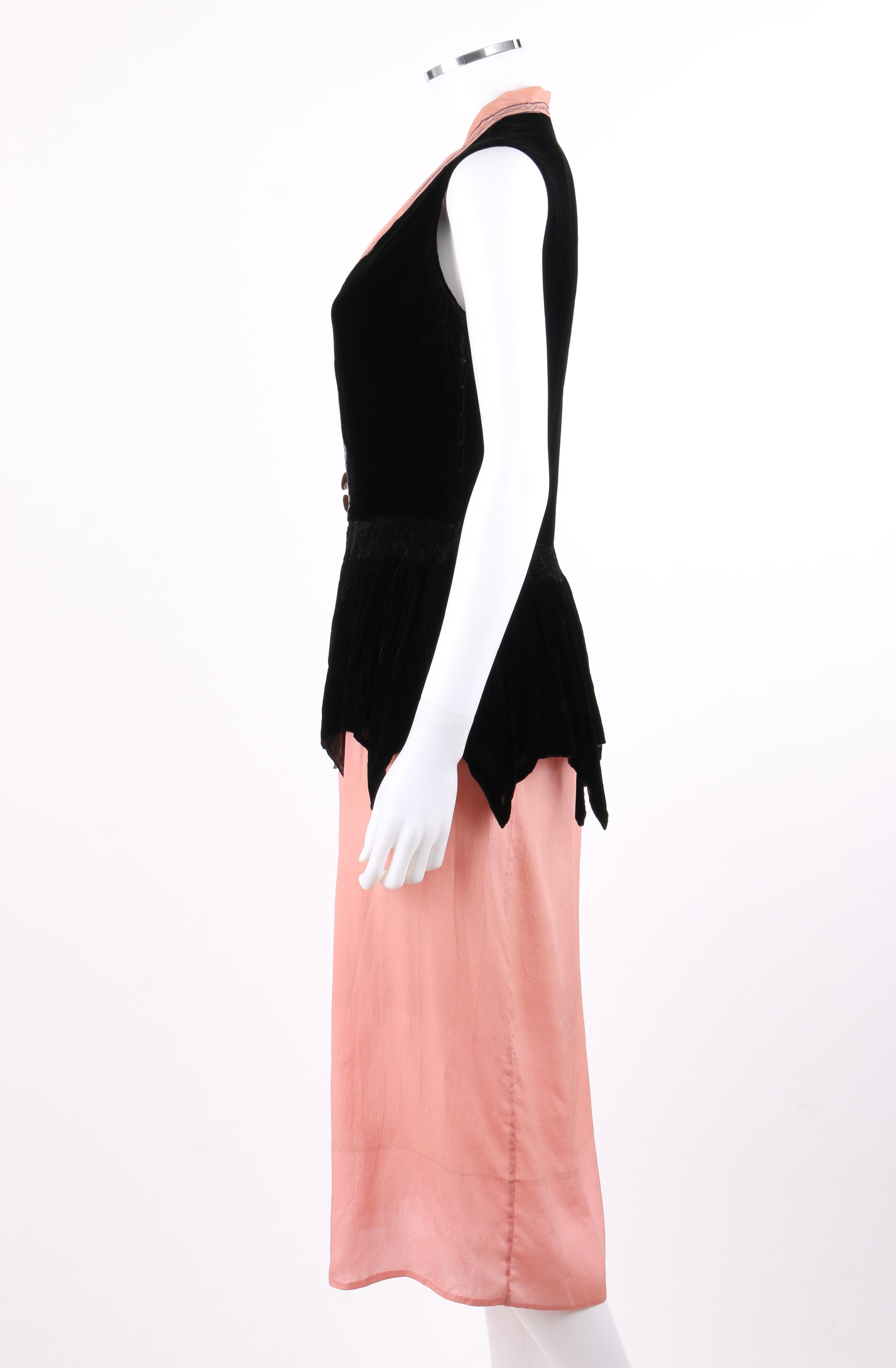 Women's BARNETT c.1910's Rose Pink & Black Silk Velvet Sleeveless Peplum Evening Dress  For Sale